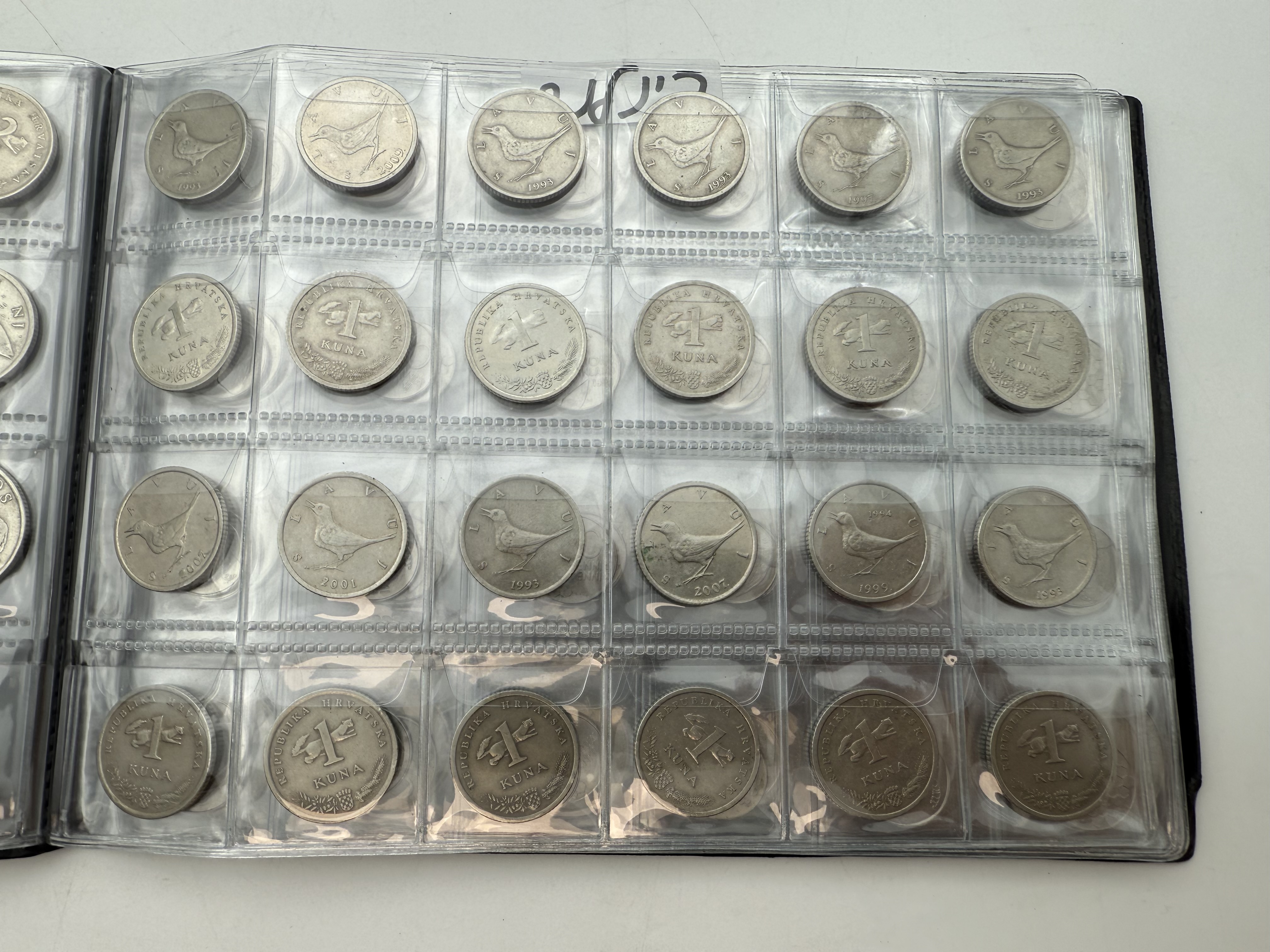 Croatia / Finland - A collection of several hundred coins arranged in a special coin album, various conditions and years - 1 19