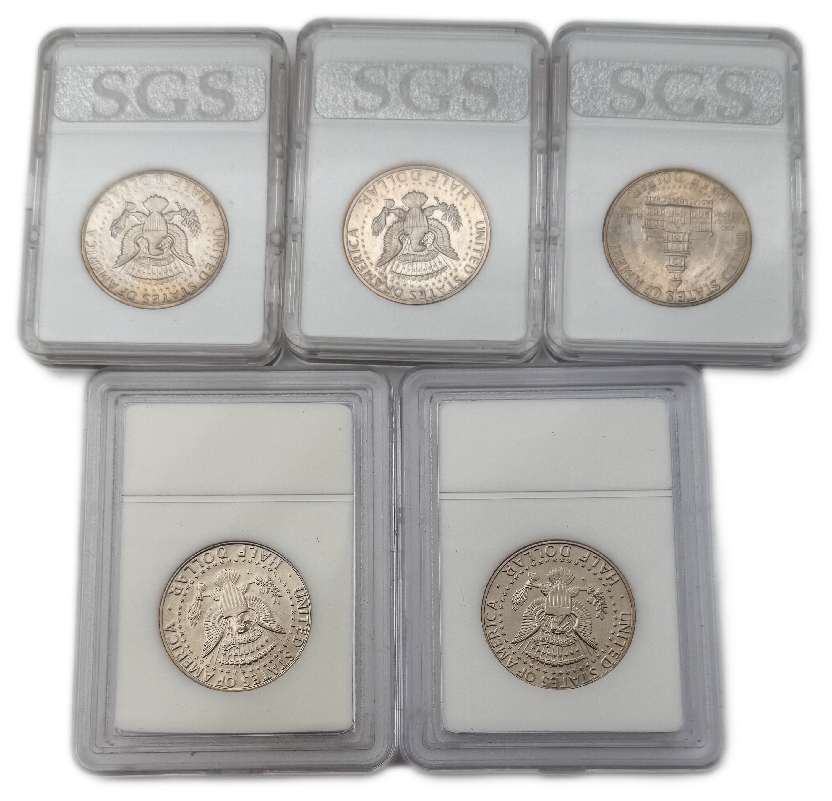 USA - Set of 11 50 cent coins from 1971, 1976, 1977, 1978, 1989, varying conditions and dates in hard plastic capsules - 1 4