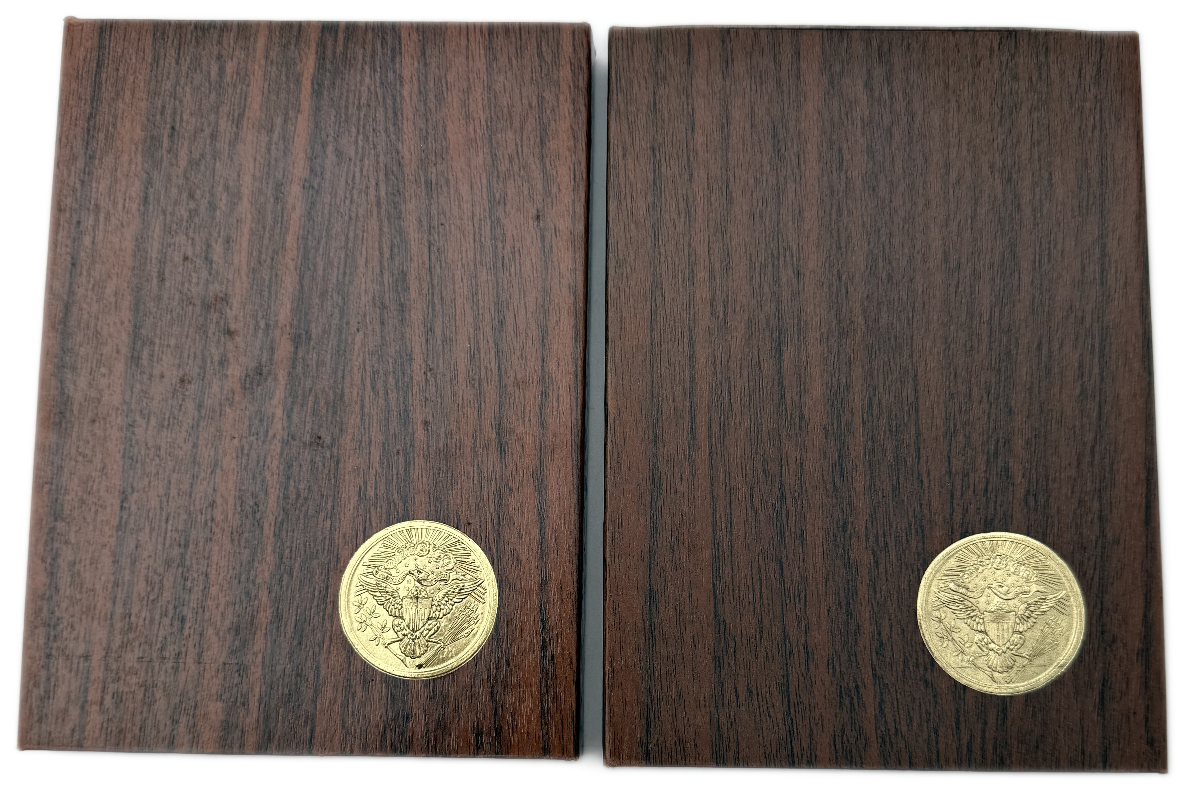USA - Lot of 7 coin sets from different years, all in their original cases, UNC condition - 1 3