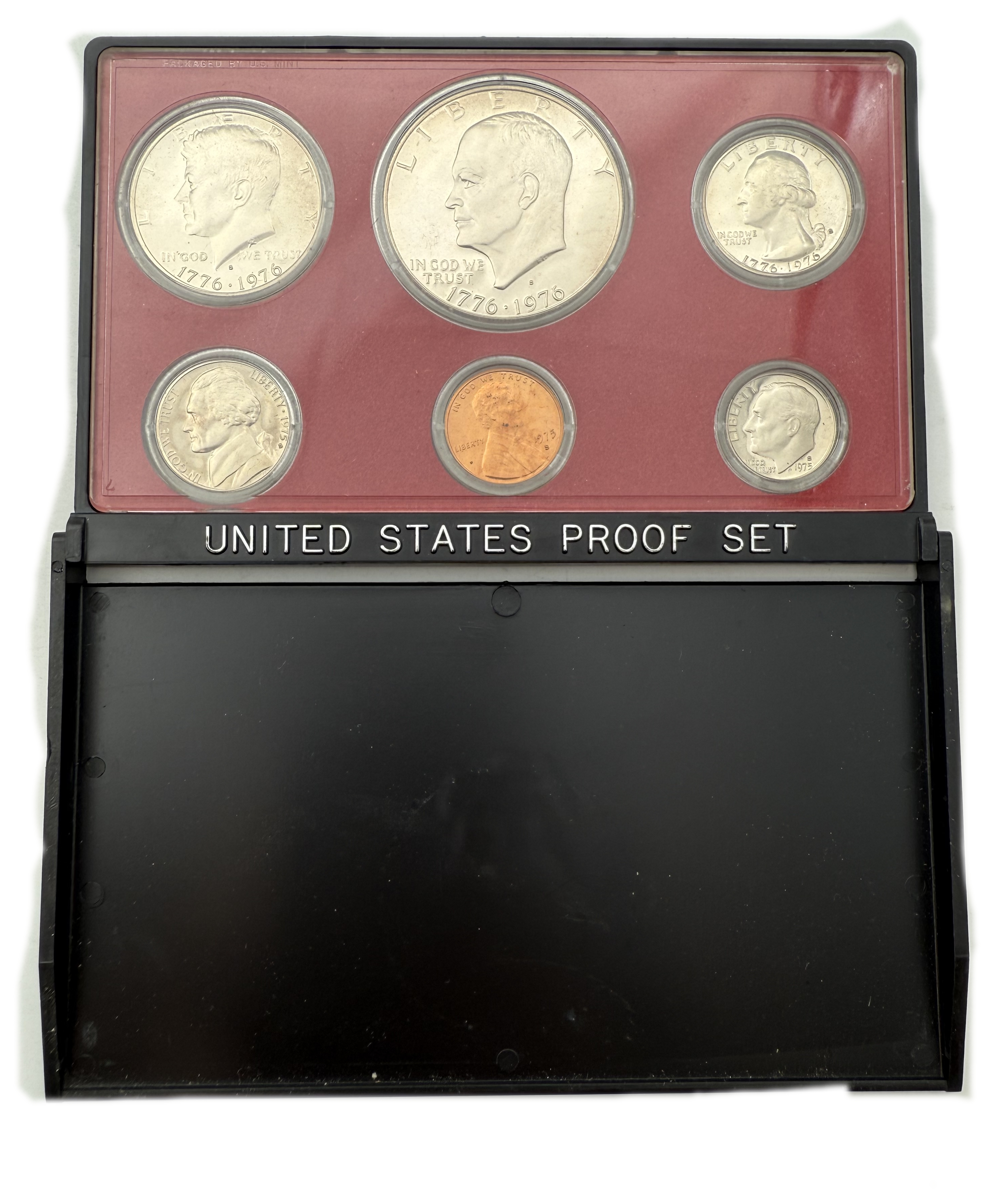 USA - Lot of 7 coin sets from different years, all in their original cases, UNC condition - 1 8