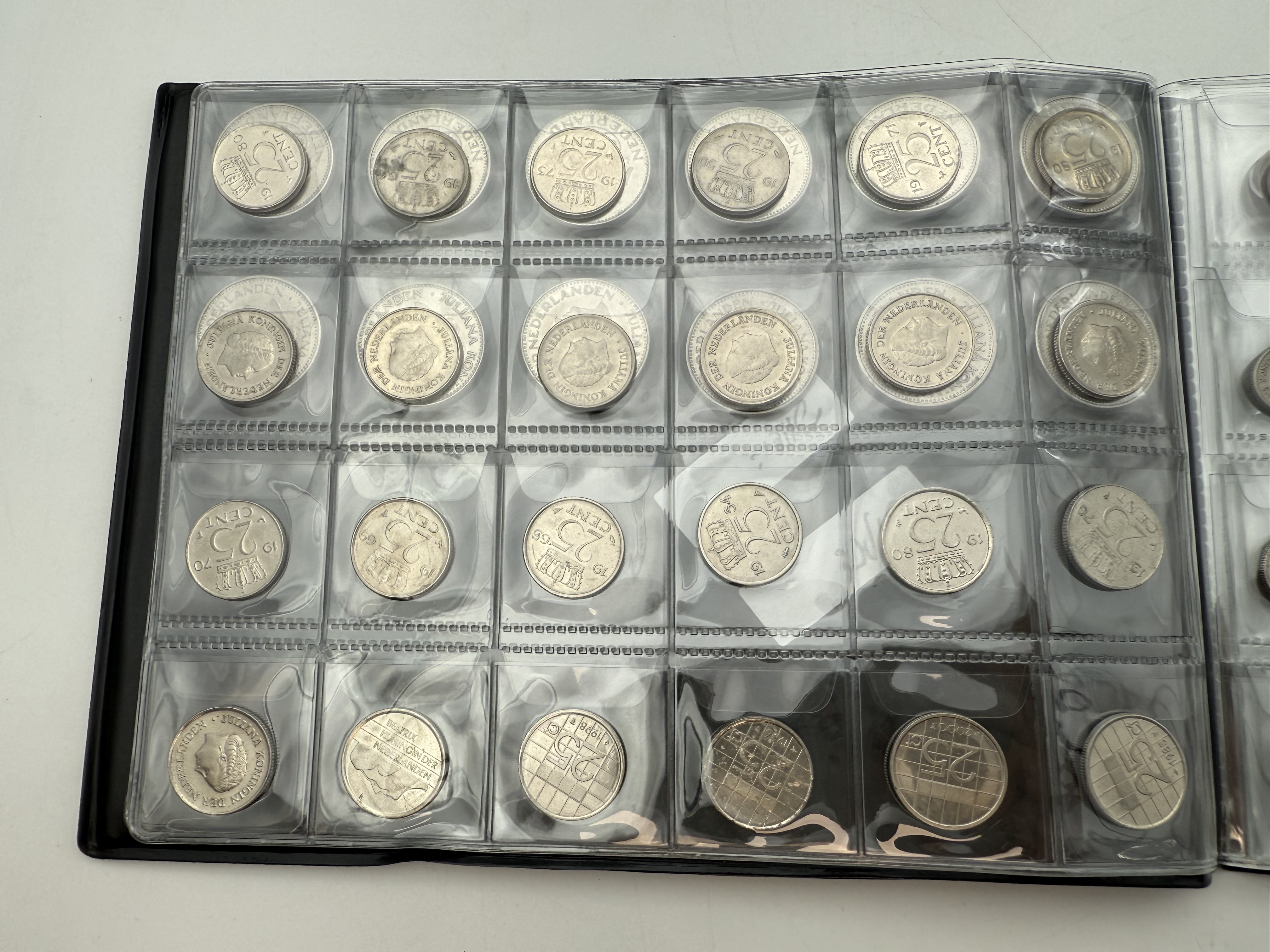 Sweden / Netherlands - A collection of several hundred coins arranged in a special coin album, various conditions ... - 1 16
