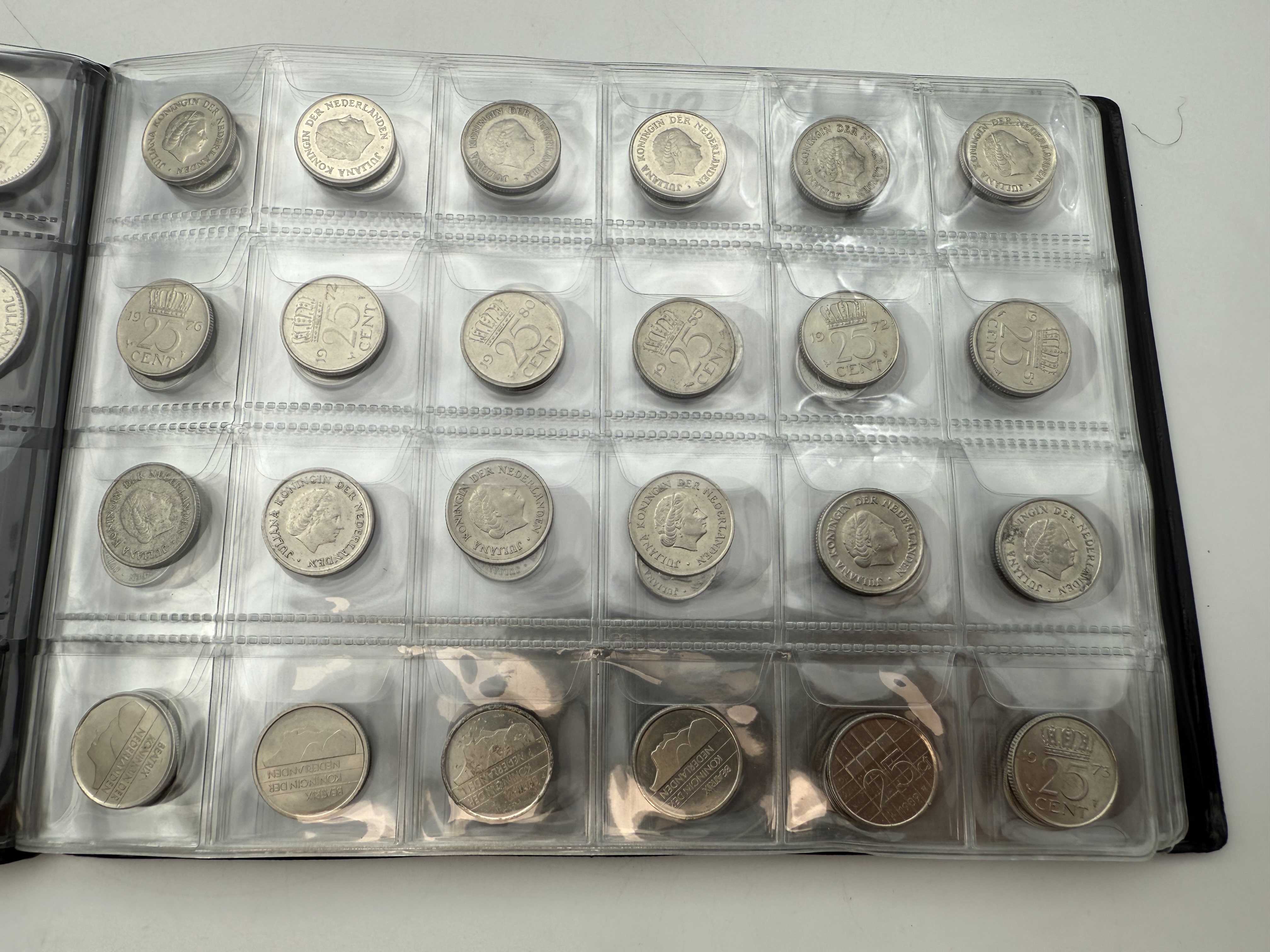 Sweden / Netherlands - A collection of several hundred coins arranged in a special coin album, various conditions ... - 1 15