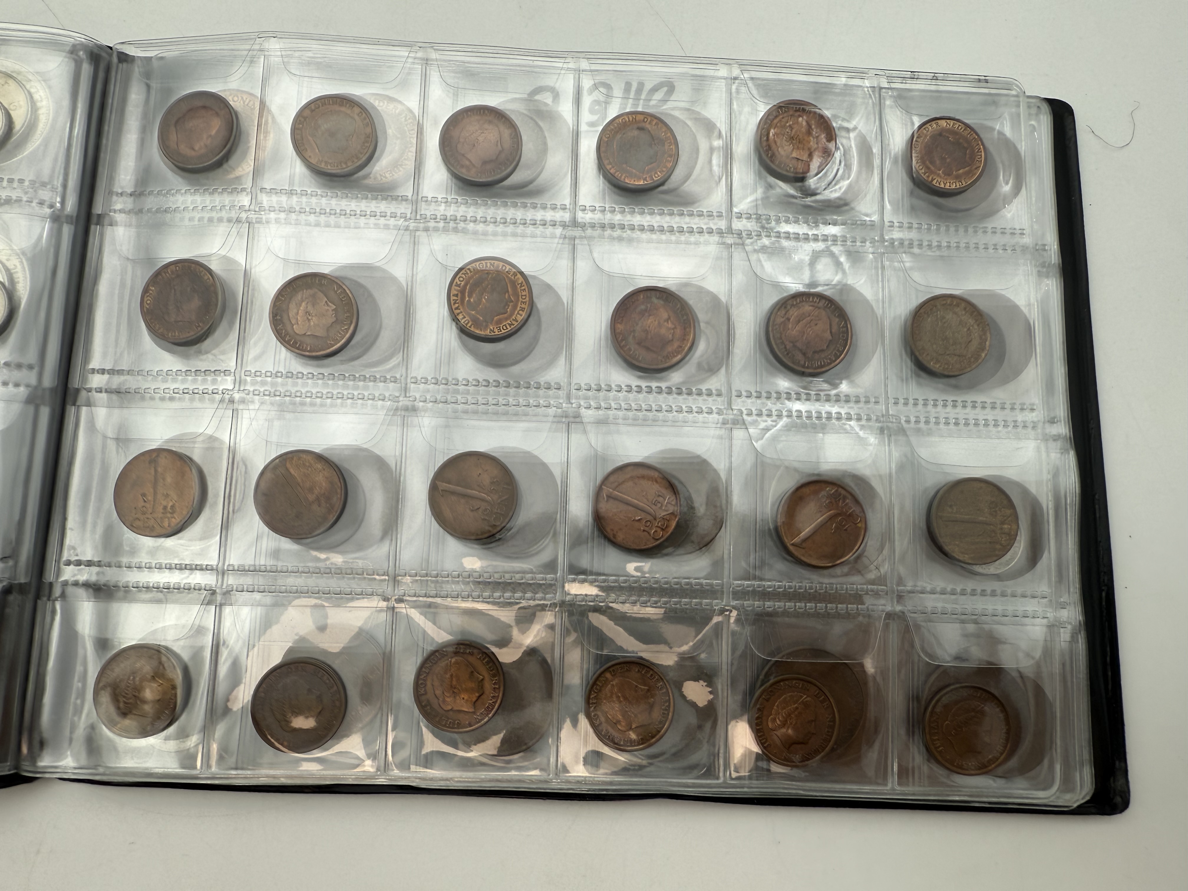 Sweden / Netherlands - A collection of several hundred coins arranged in a special coin album, various conditions ... - 1 19