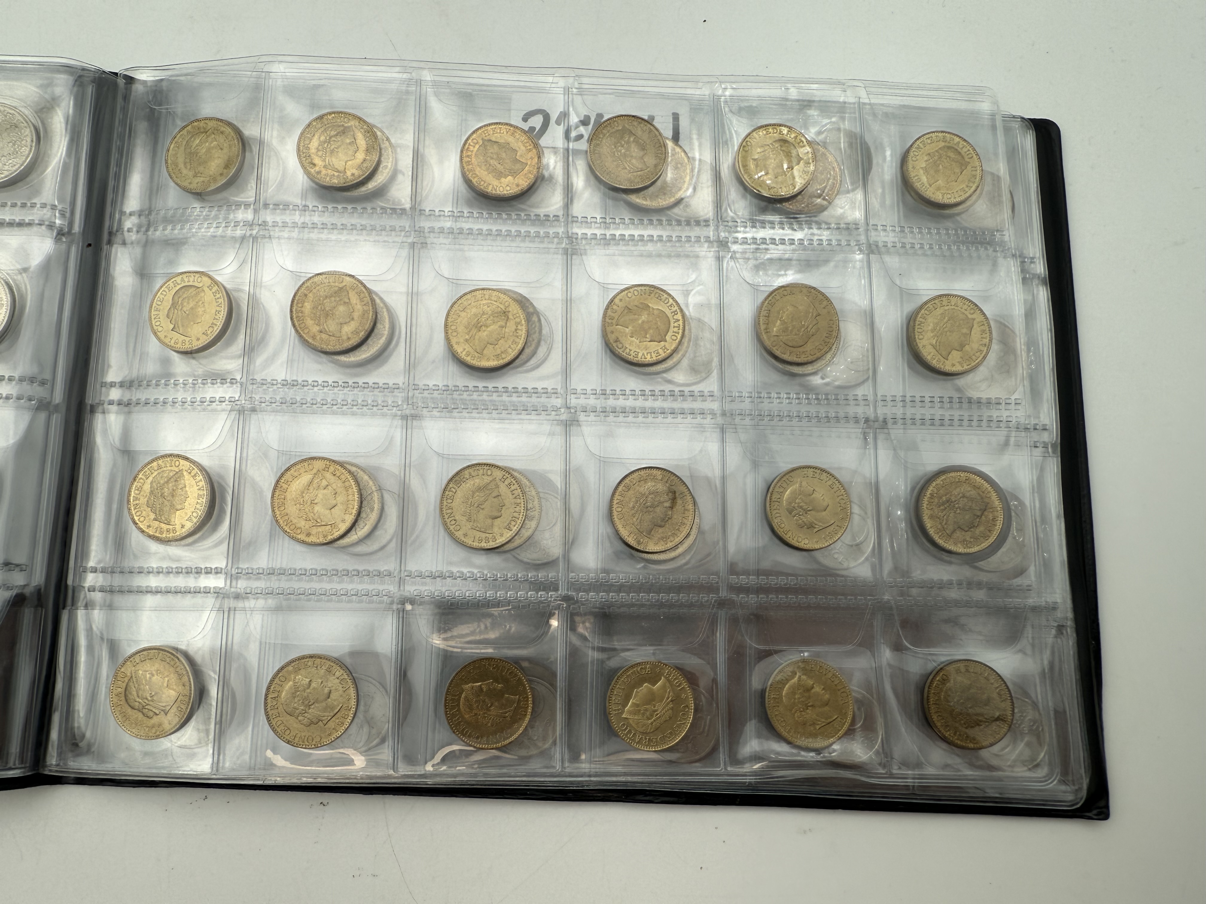 Switzerland / Norway - A collection of several hundred coins arranged in a special coin album, various conditions ... - 1 17