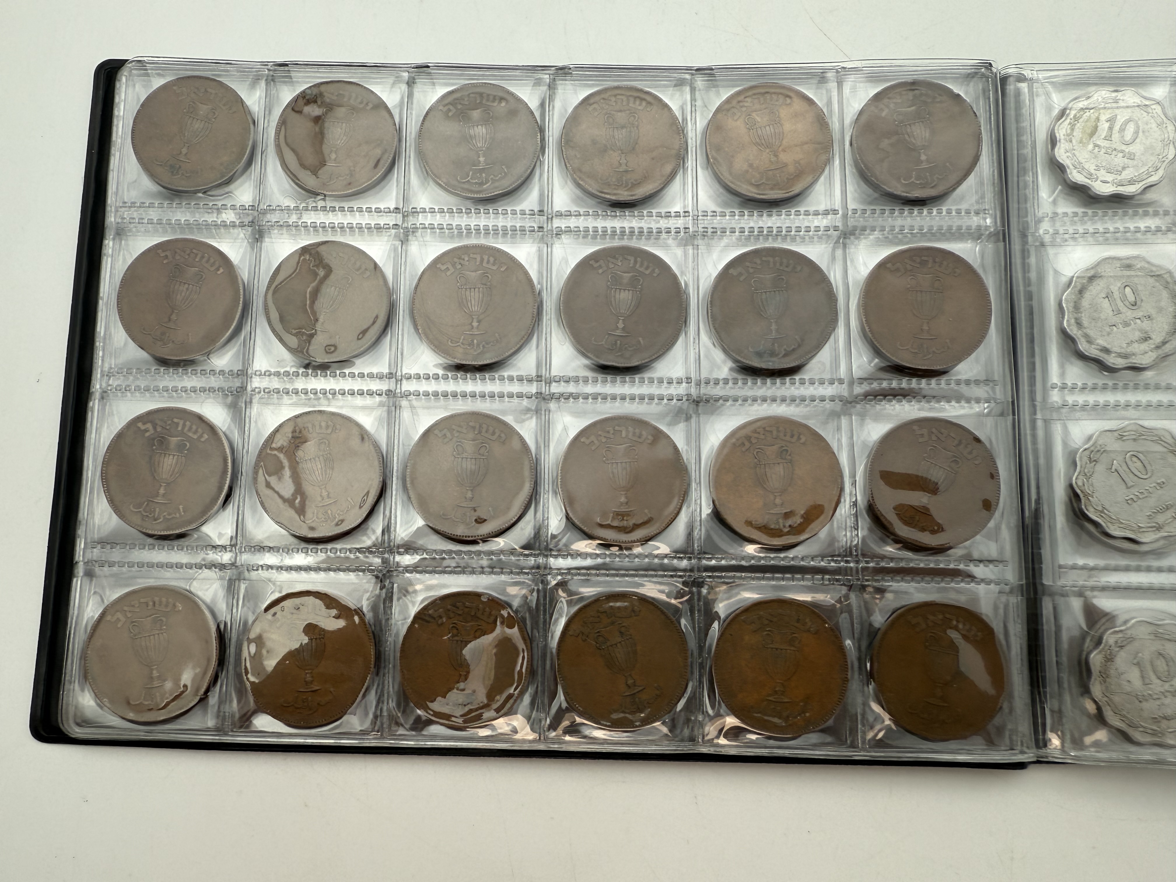 Israel - A collection of several hundred coins arranged in a special coin album, various conditions and years - 1 62