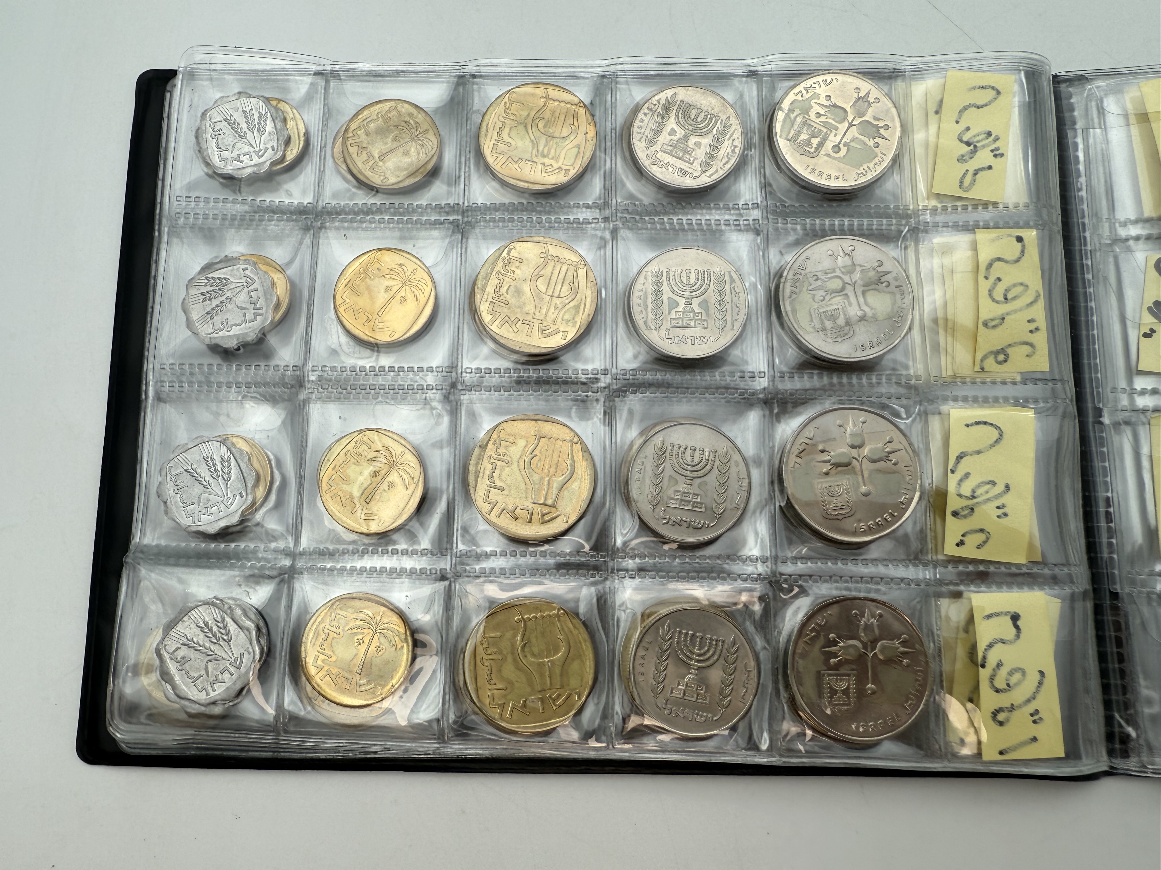 Israel - A collection of several hundred coins arranged in a special coin album, various conditions and years - 1 48