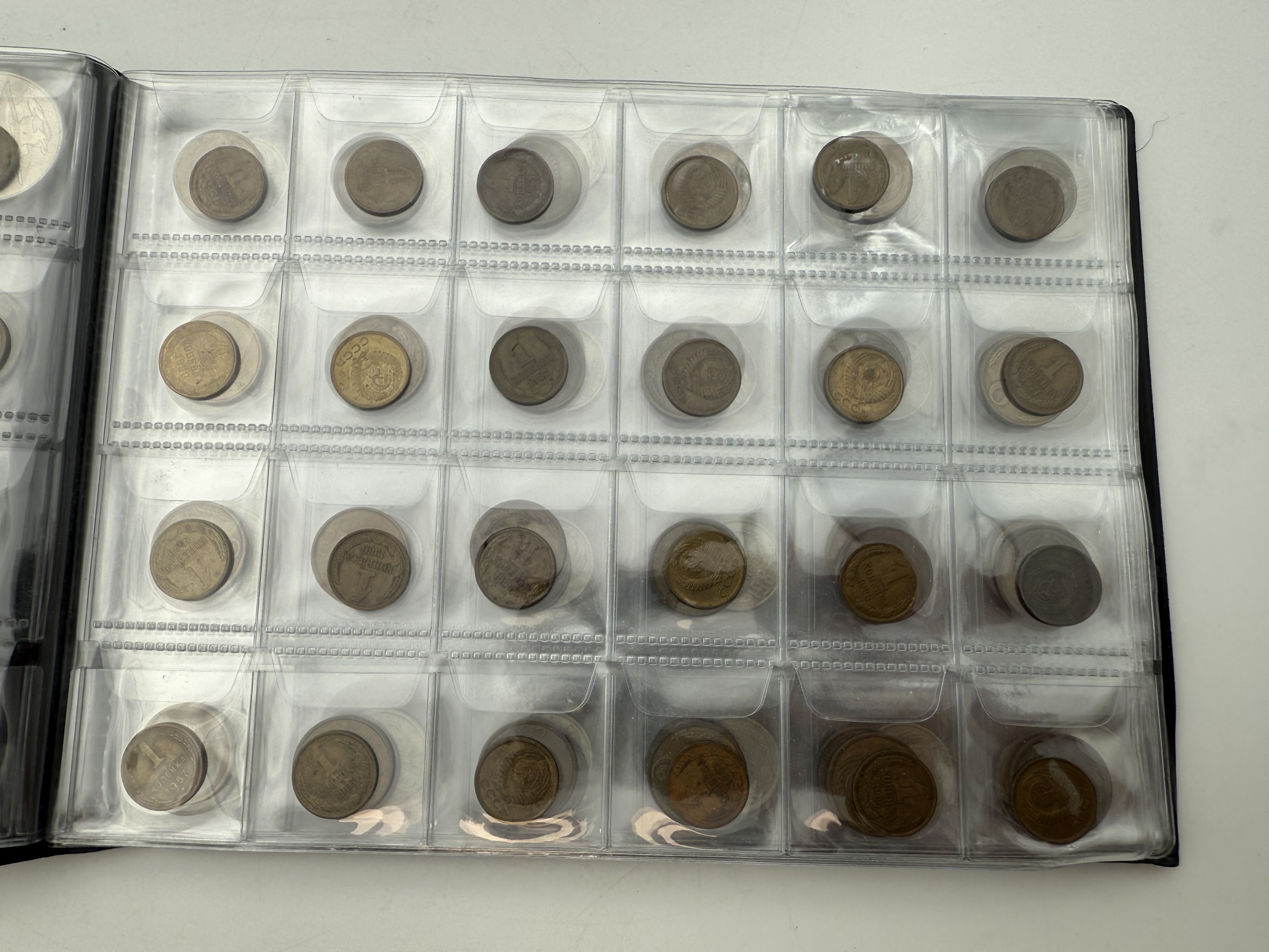 Russia / Soviet Union - A collection of several hundred coins arranged in a special coin album, various conditions ... - 1 17