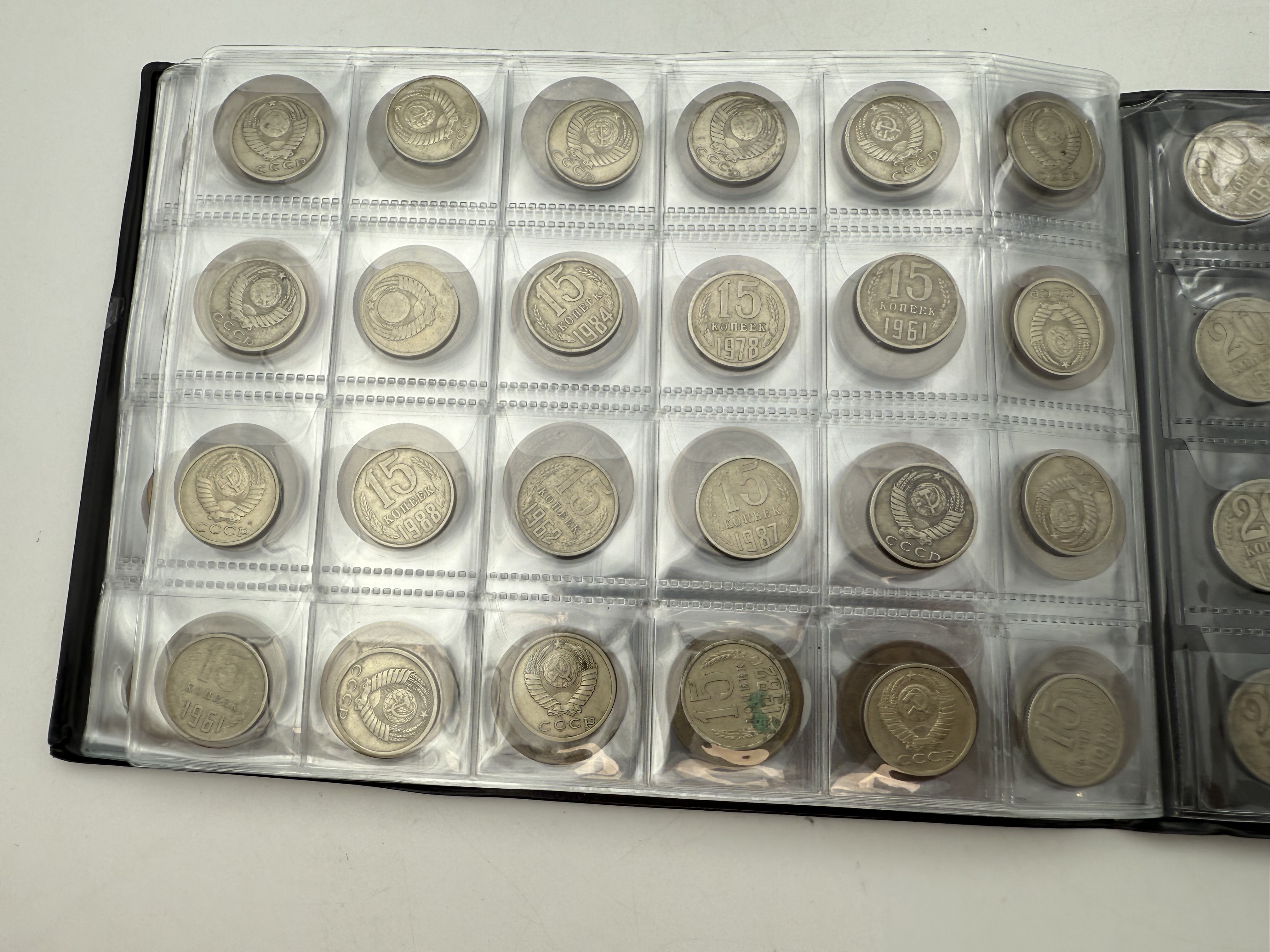 Russia / Soviet Union - A collection of several hundred coins arranged in a special coin album, various conditions ... - 1 10