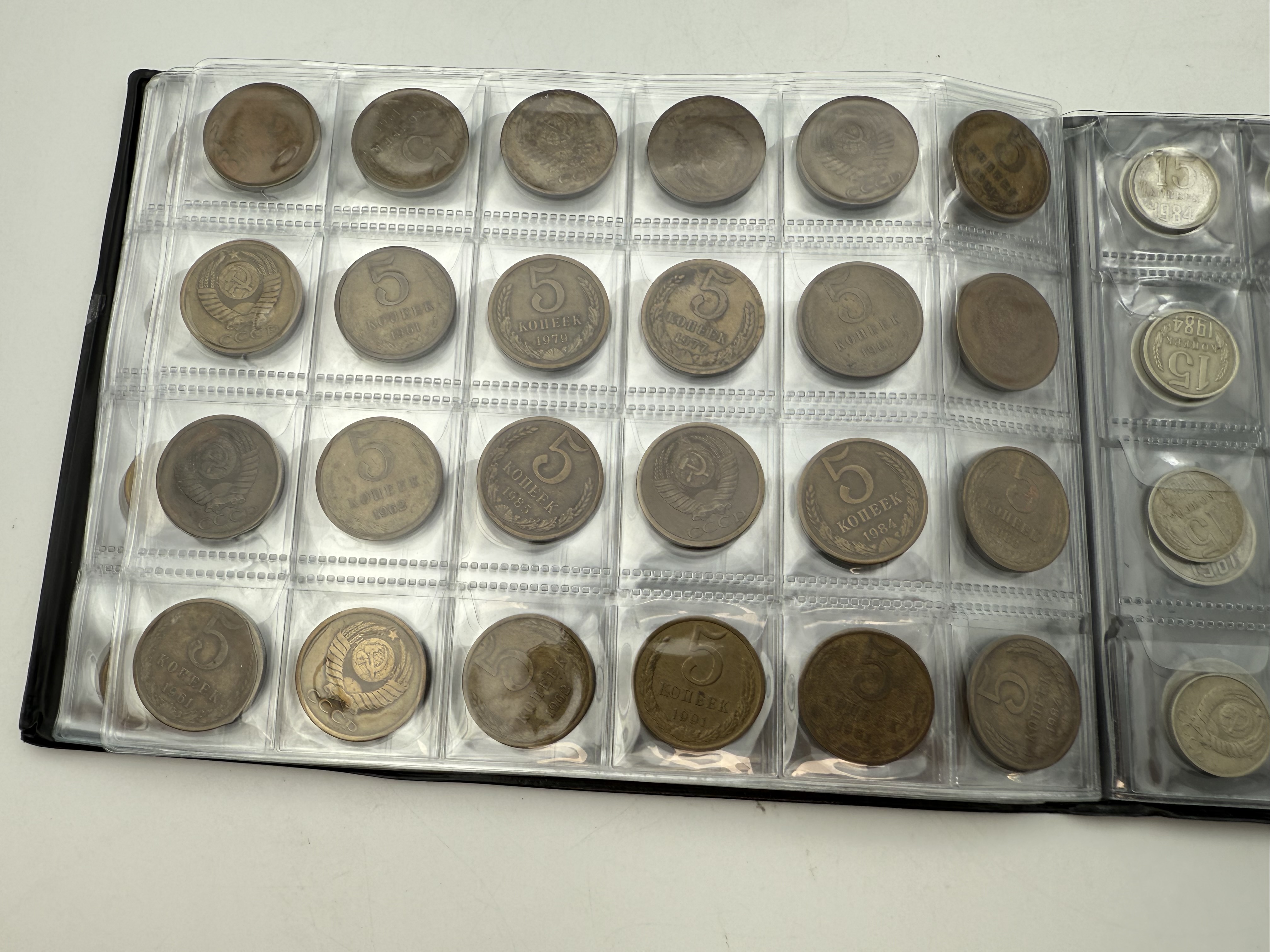 Russia / Soviet Union - A collection of several hundred coins arranged in a special coin album, various conditions ... - 1 8