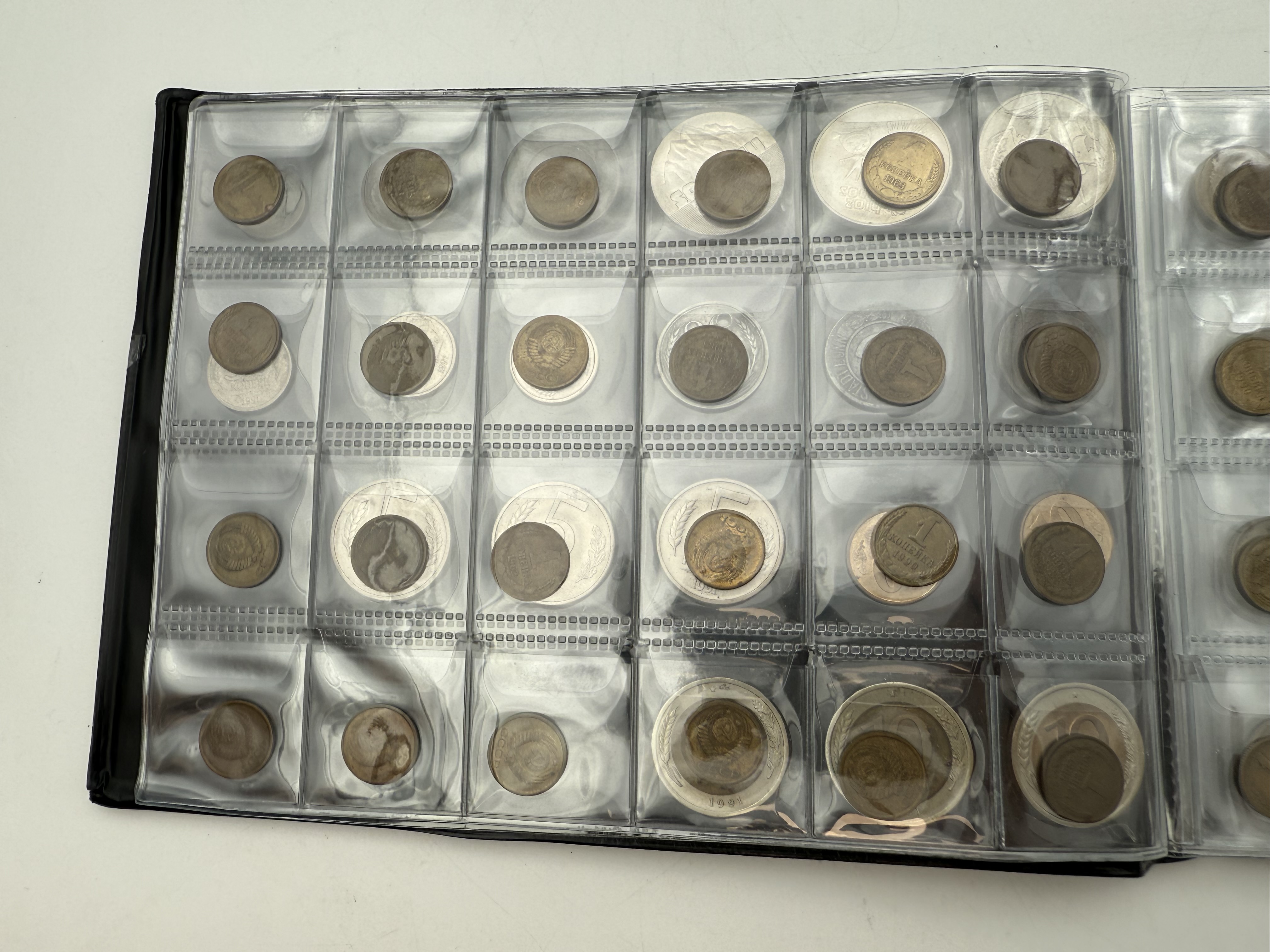 Russia / Soviet Union - A collection of several hundred coins arranged in a special coin album, various conditions ... - 1 16