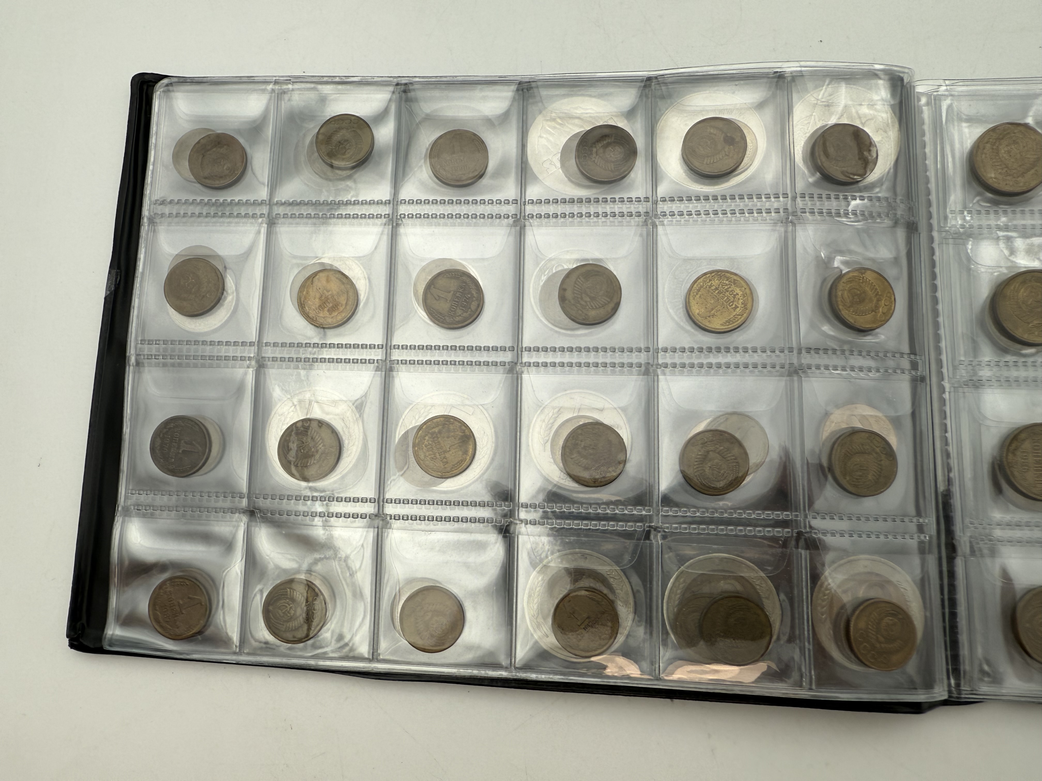 Russia / Soviet Union - A collection of several hundred coins arranged in a special coin album, various conditions ... - 1 18