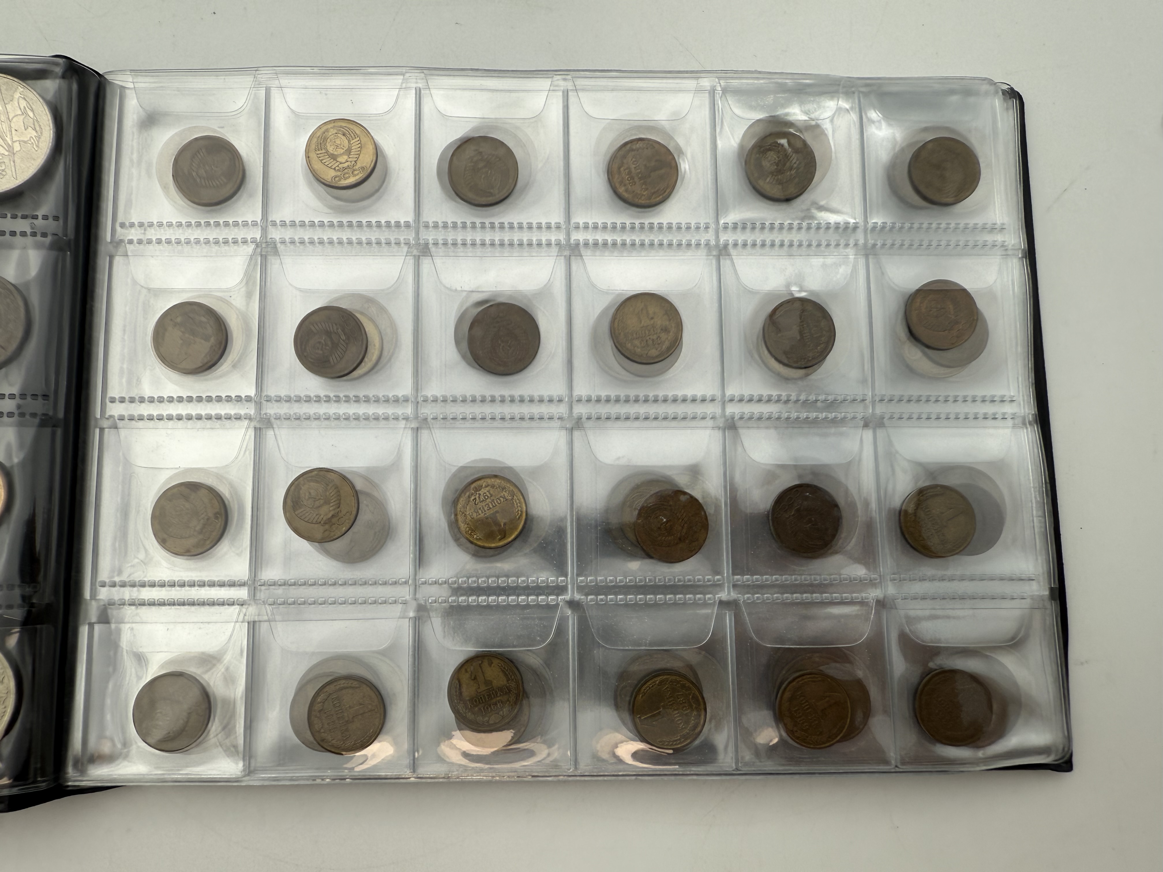 Russia / Soviet Union - A collection of several hundred coins arranged in a special coin album, various conditions ... - 1 15