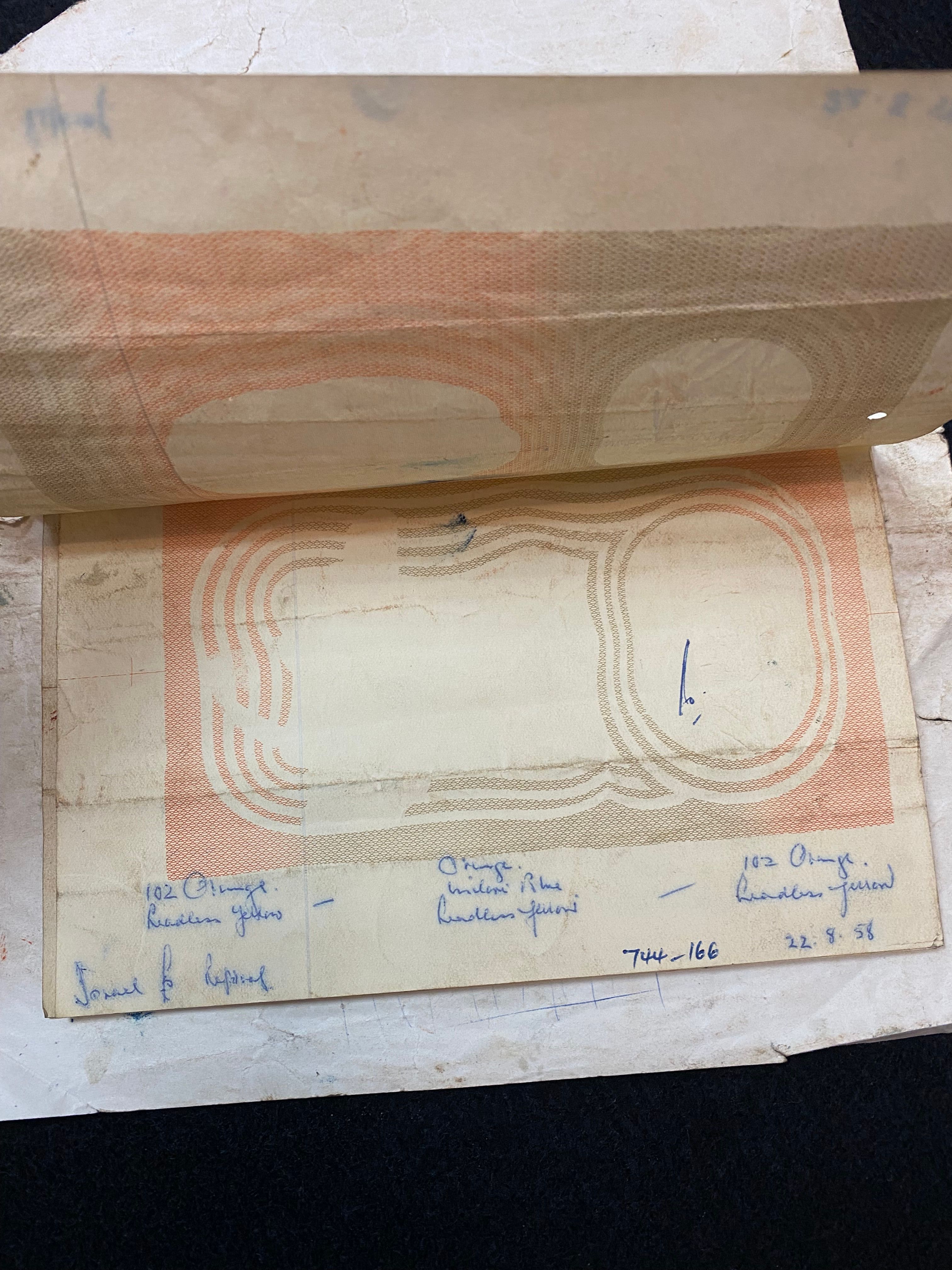 Israel - 5 Pounds (Lirot) 1958, An official notebook that bound 4 banknotes, Advanced Progressive Proof stages that ... - 1 2