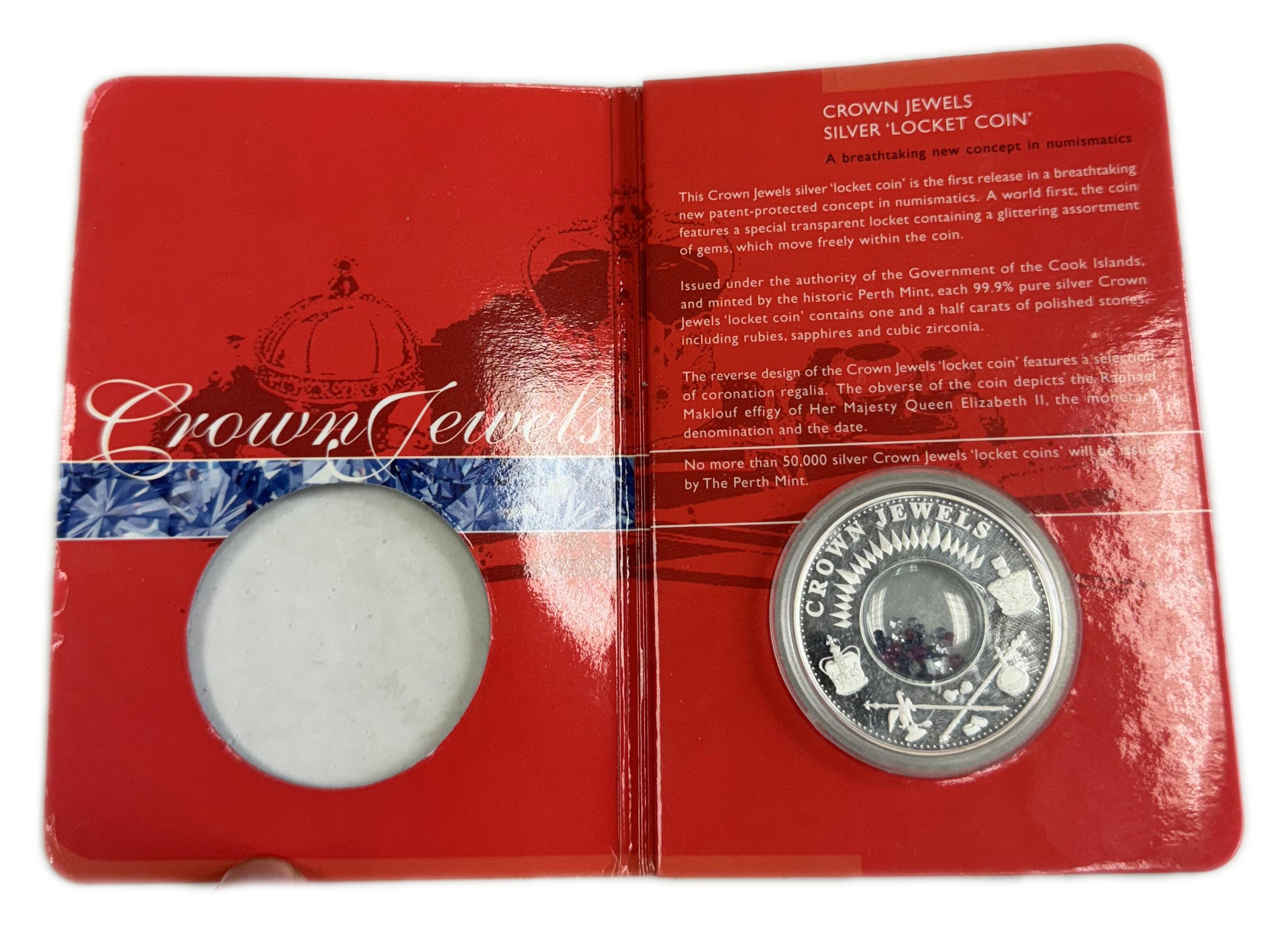 Cook Islands - 1 Dollar 2002 - Elizabeth II Crown Jewels - Silver 999, 24.875g, 40.6mm - 1 1