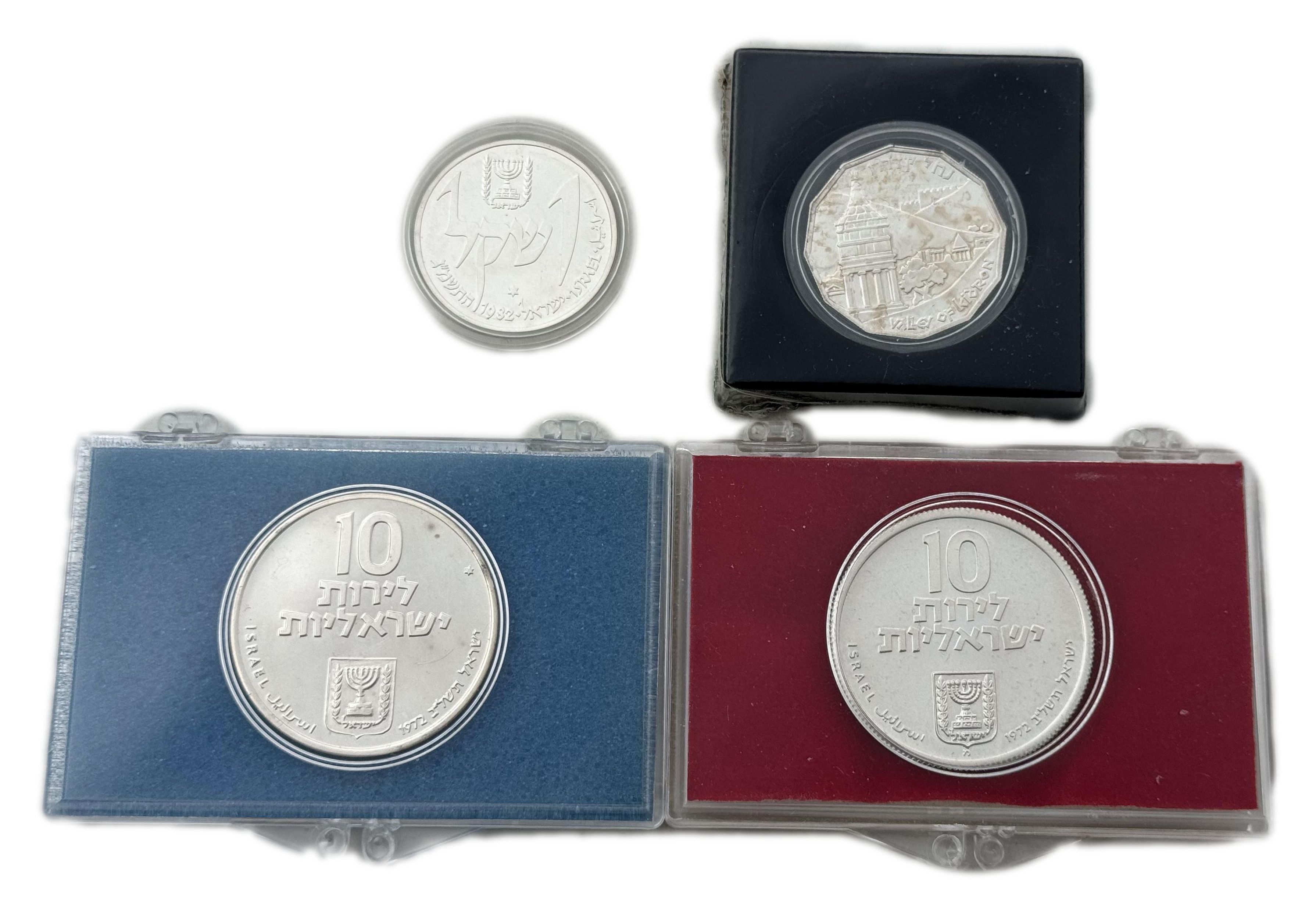 Israel - a collection of 4 silver coins of the Governmental Society for Coins and Medals - values, conditions and ... - 1 0