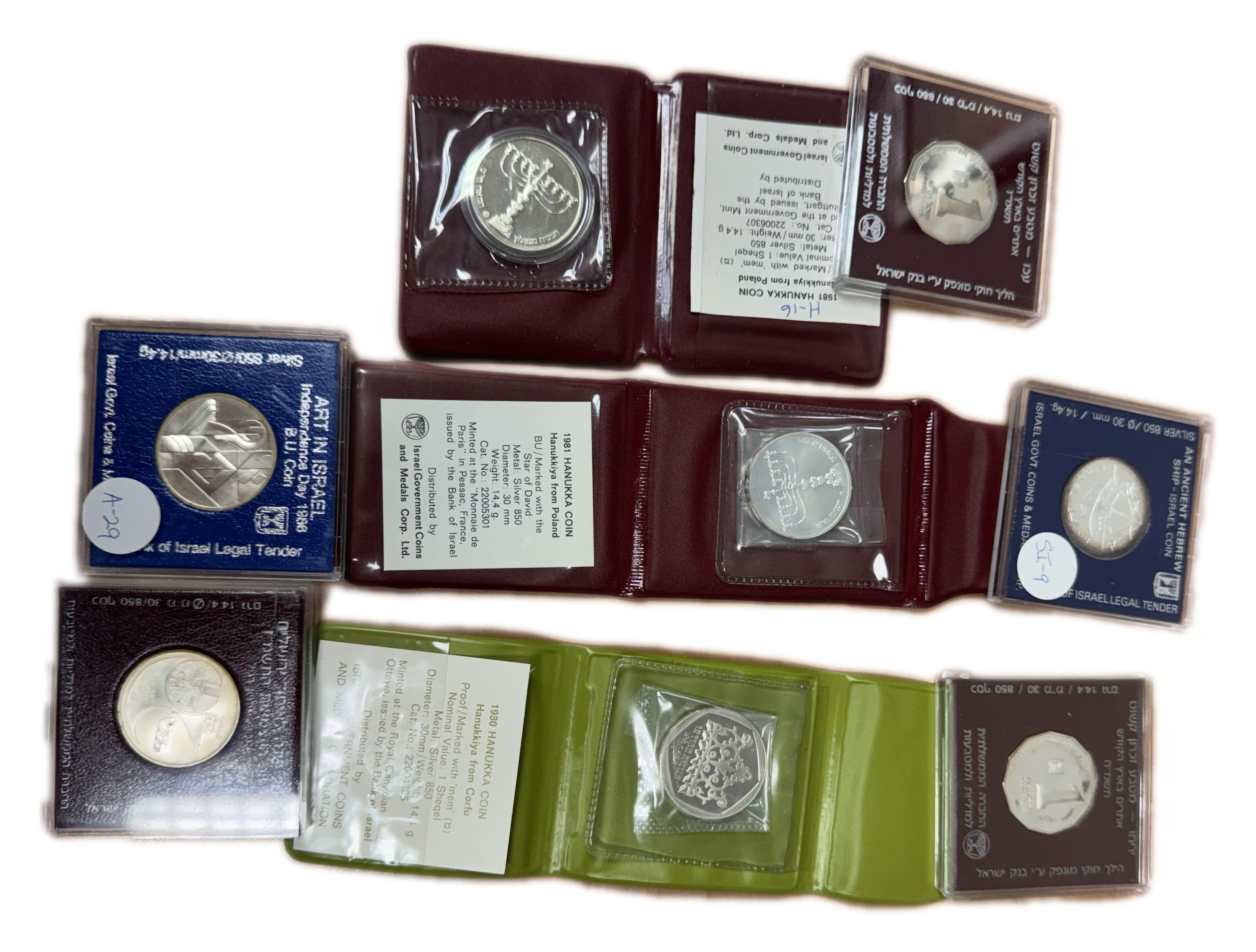 Israel - a large collection of 23 silver coins - 1960s-1980s - silver 850, 14.4g per unit (331.2g total) - The ... - 1 1