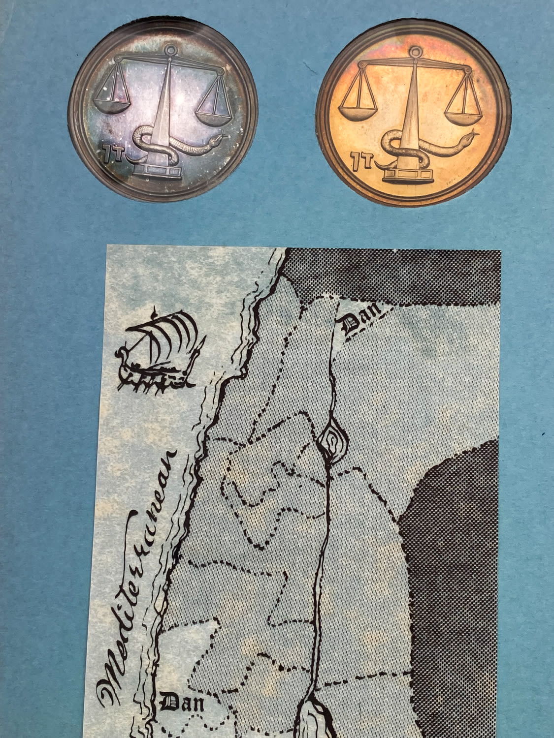 Israel - a pair of bronze and silver "Dan" medals, are in a fancy album with explanations in English - 1 1