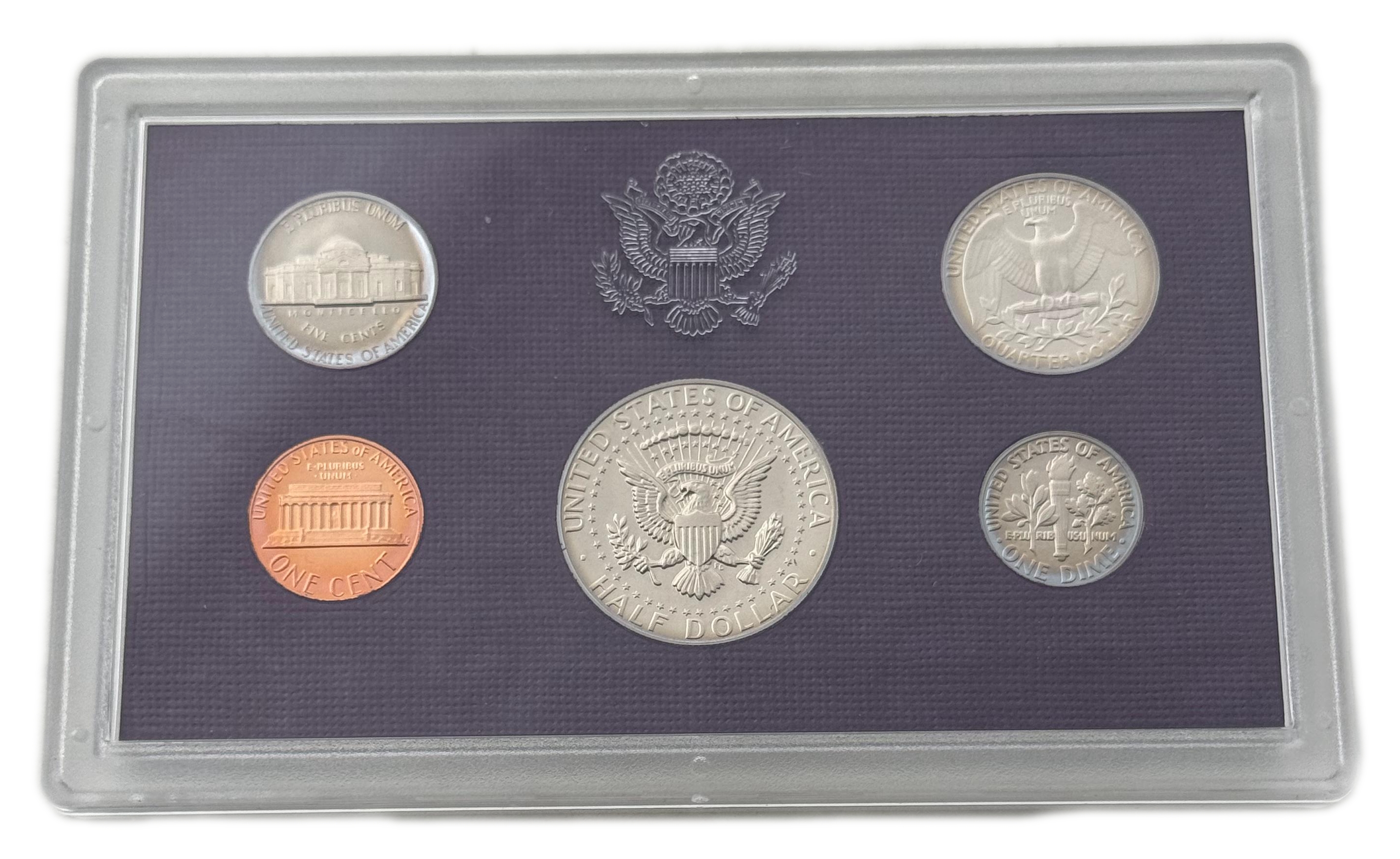 USA - a large collection of 6 United States coin sets - different years, the coindition of the coins in the sets is UNC - 1 3
