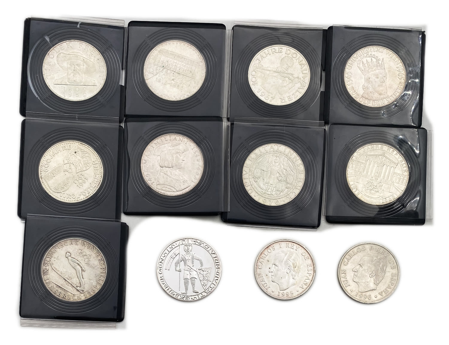 World- A collection of silver coins from the world (Europe) - made of silver - Total weight is about 251g - 1 0