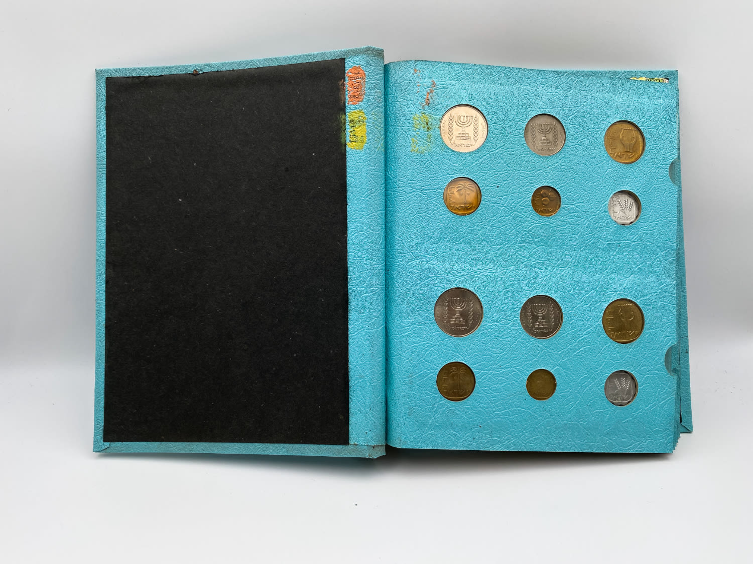 Israel - an impressive and unique coin album for Israeli coins, contains 5 coin pages full of Israeli coins from ... - 1 6