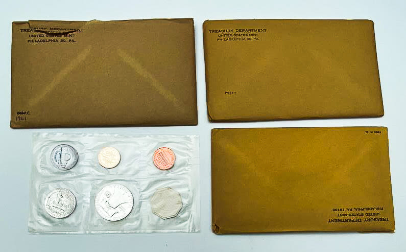 USA - 4 sets of coins - from the years 1961, 1962, 1964, 1965 - UNC conditions - 1 2