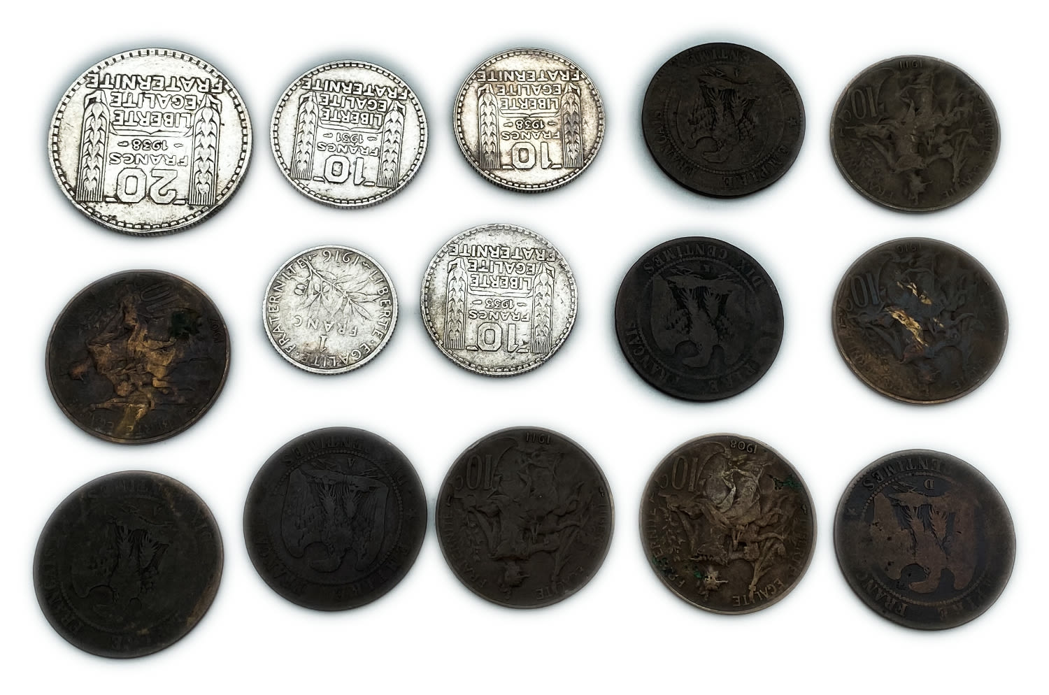 France - group of 15 coins, 5 silver and 10 bronze - the silver coins from the years 1916, 1931, 1933, 1938 - ... - 1 1