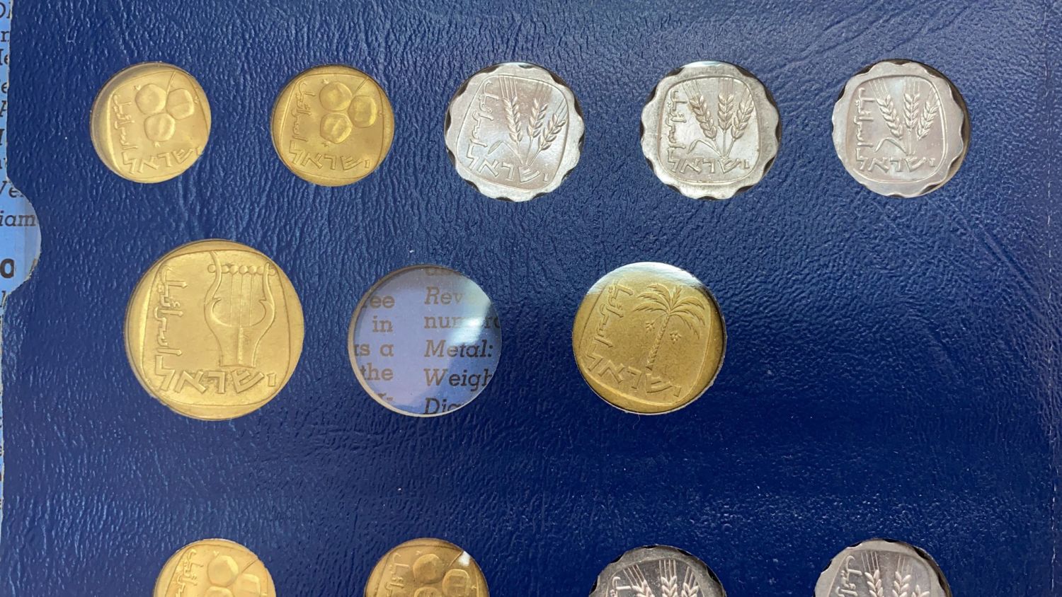 Israel - a coin flange adapted to some of the Israeli coins of the Agora series (1960) - the flange is ... - 1 10