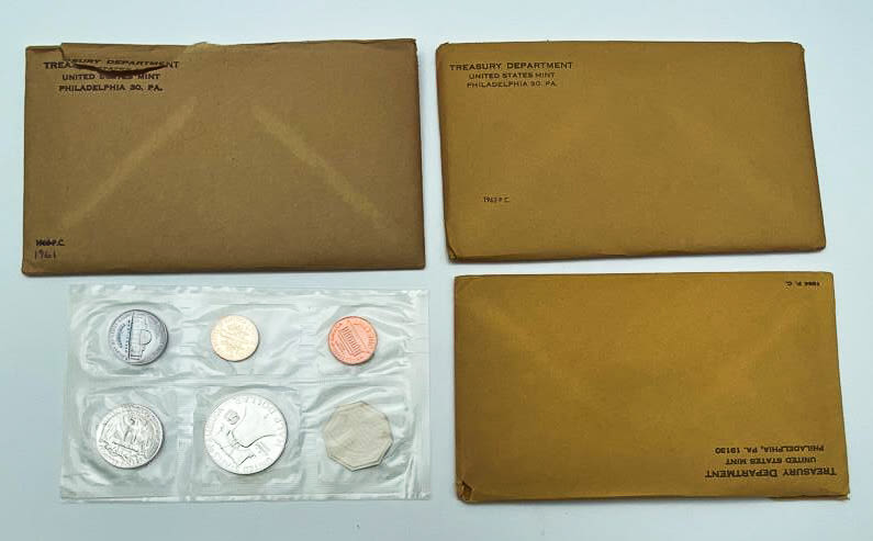 USA - 4 sets of coins - from the years 1961, 1962, 1964, 1965 - UNC conditions - 1 2