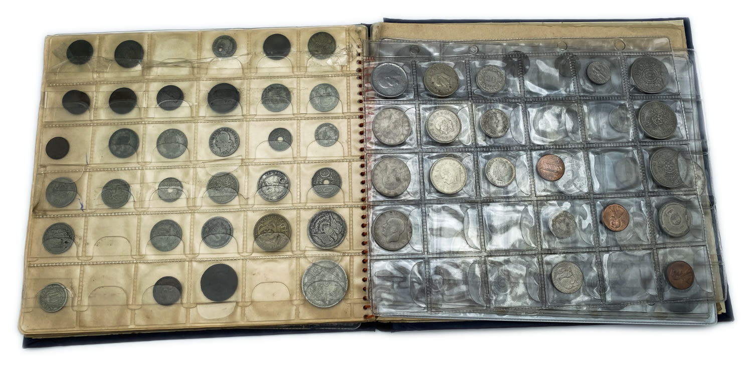 World - a large collection of world coins, are in the album and special pages for storing coins - there are quite a ... - 1 0