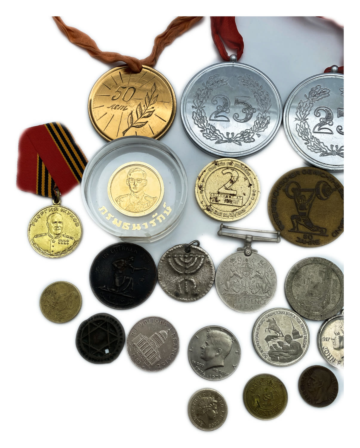World - a collection of 28 medals from around the world - some are replicas of US coins - different countries ... - 1 2