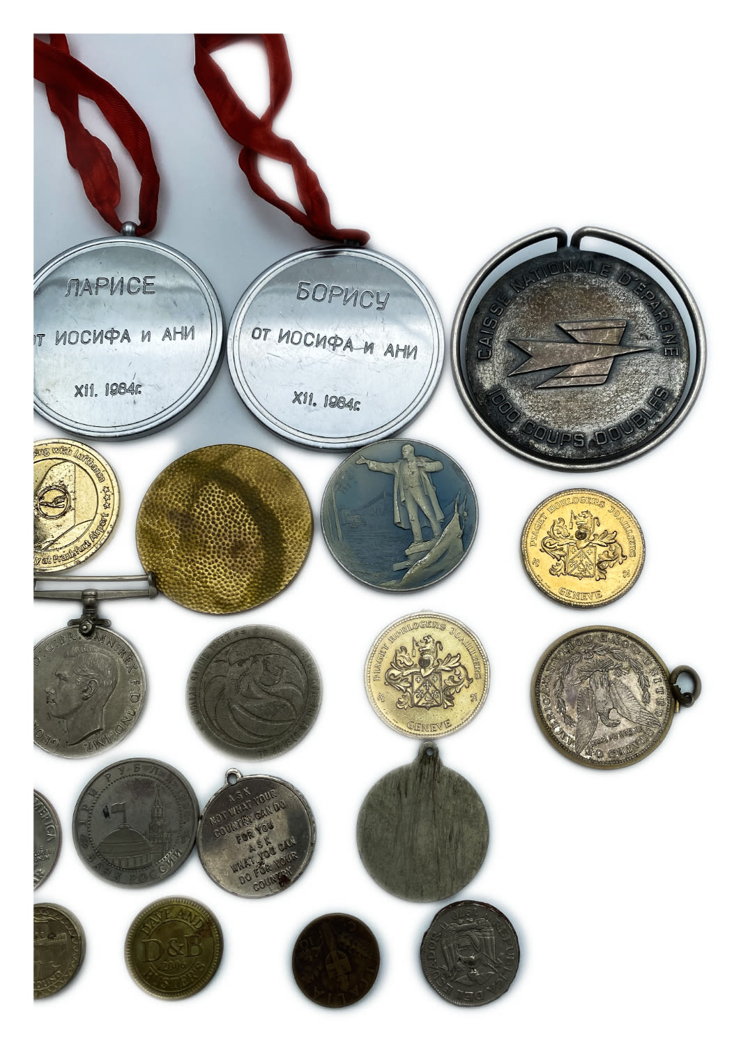 World - a collection of 28 medals from around the world - some are replicas of US coins - different countries ... - 1 4