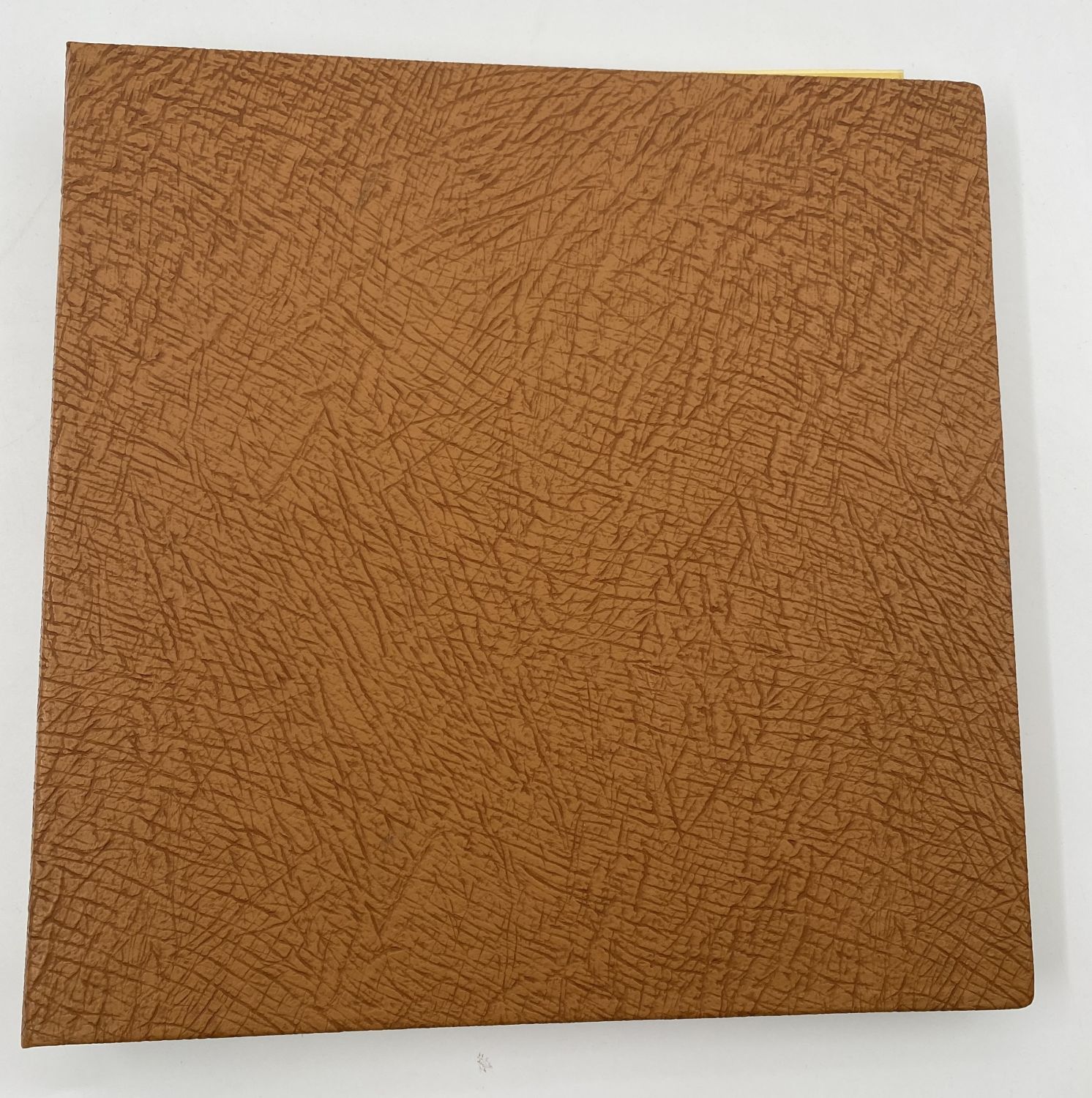 Album - for collecting Israeli banknotes "AUFFINGER ALBUM" - The album contains a picture of the banknote and ... - 1 4