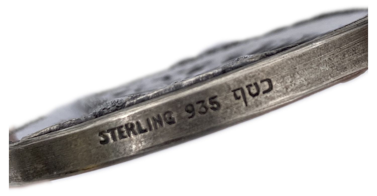 "Israel - 20th Anniversary of the Ghetto Uprising - Silver 935 , 110 g , 59 mm.
State Medal ... - 1 3