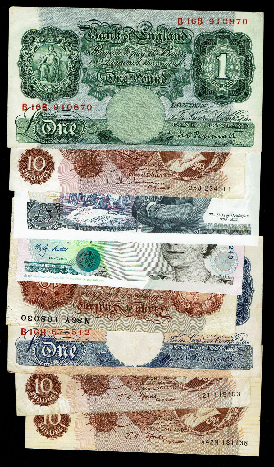 Europe - UK - Lot of about 8 different banknotes from the 40 '-90' - F-XF - 1 0