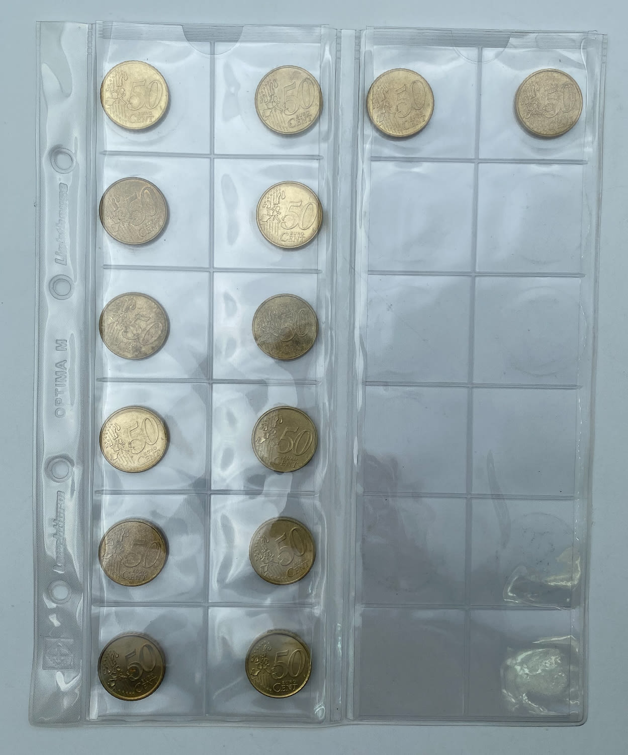 Europe - A coin album which is full of euro coins, arranged in pages - 1 12