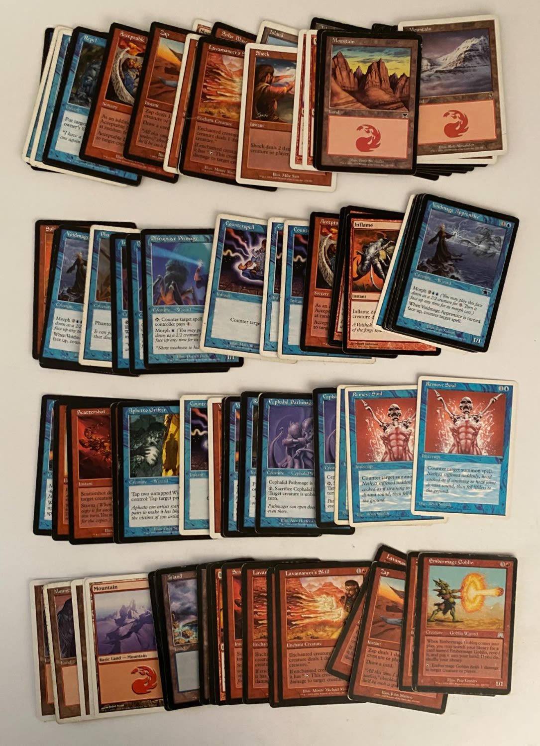 קלפי איסוף - מקבץ 85 קלפי Magic - שנת יציאה 1993
Magic: The Gathering (בעברית: קסם: ההתאספות) הוא ... - 1 0