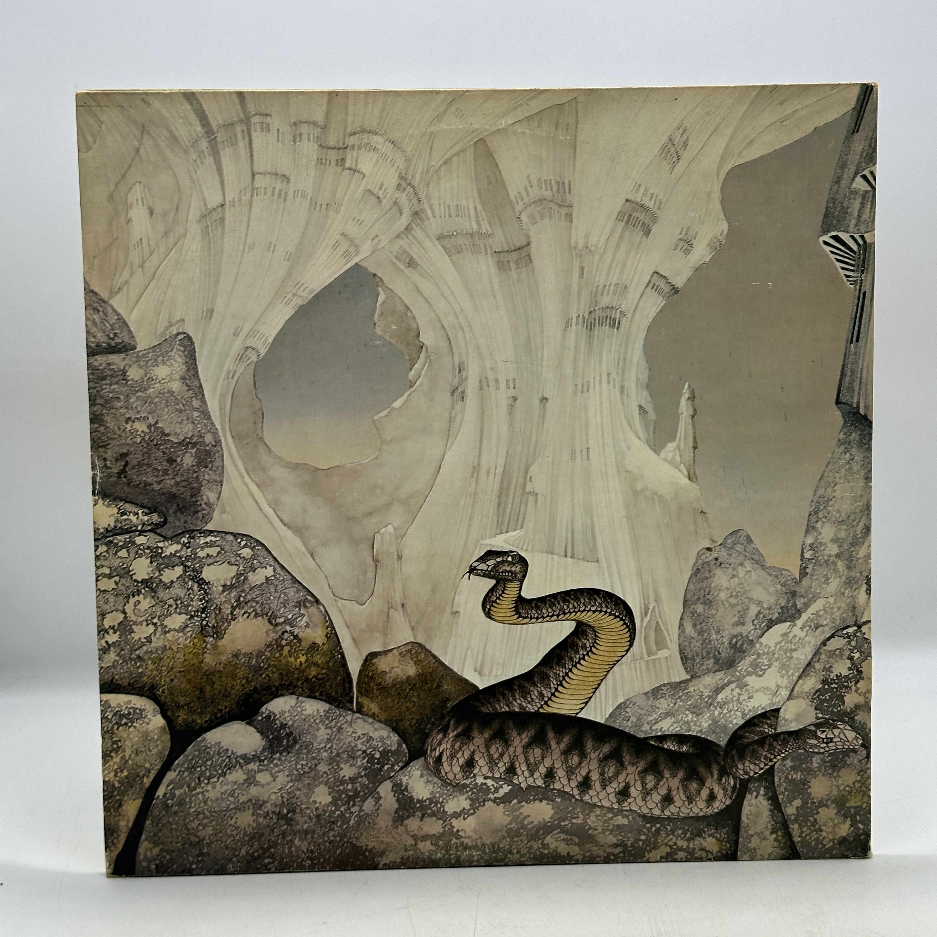 A 12 inch vinyl album by Yes - Relayer, in good condition, no scratches - 1 2