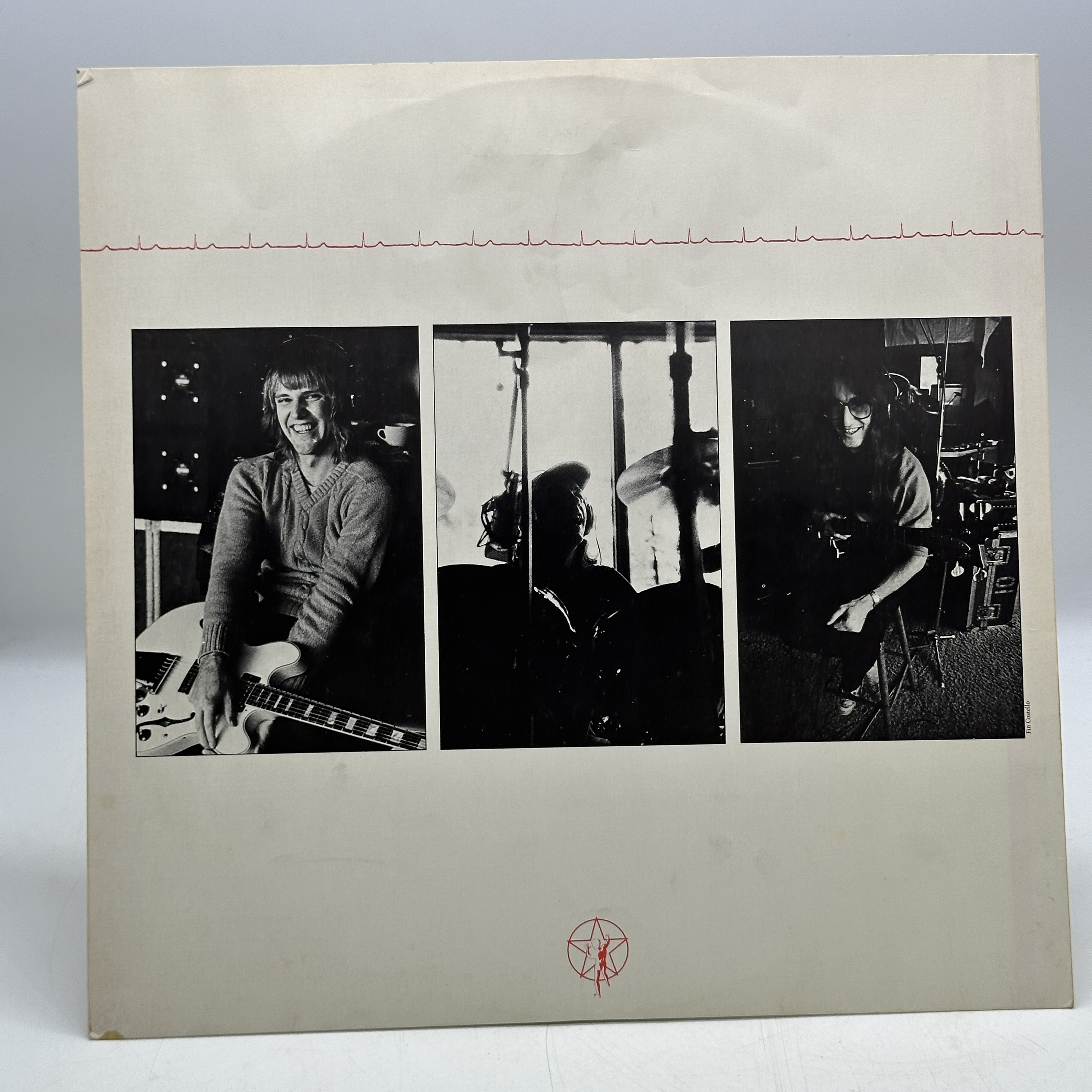 A 12 inch vinyl album by Rush - Permanent Waves, cover is in good condition, vinyl is in good order no scratches - 1 1