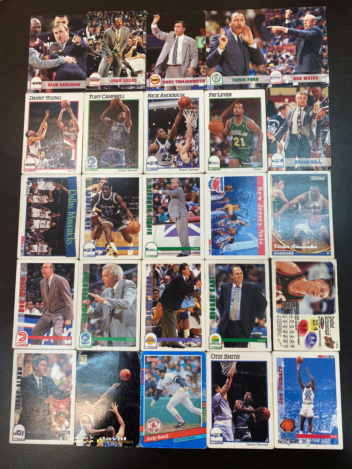 קלפים - מקבץ של כ-150 קלפים כדורסל, ליגת ה-NBA - אנגלית - שנות התשעים (1992'-1993' +-) - 1 4