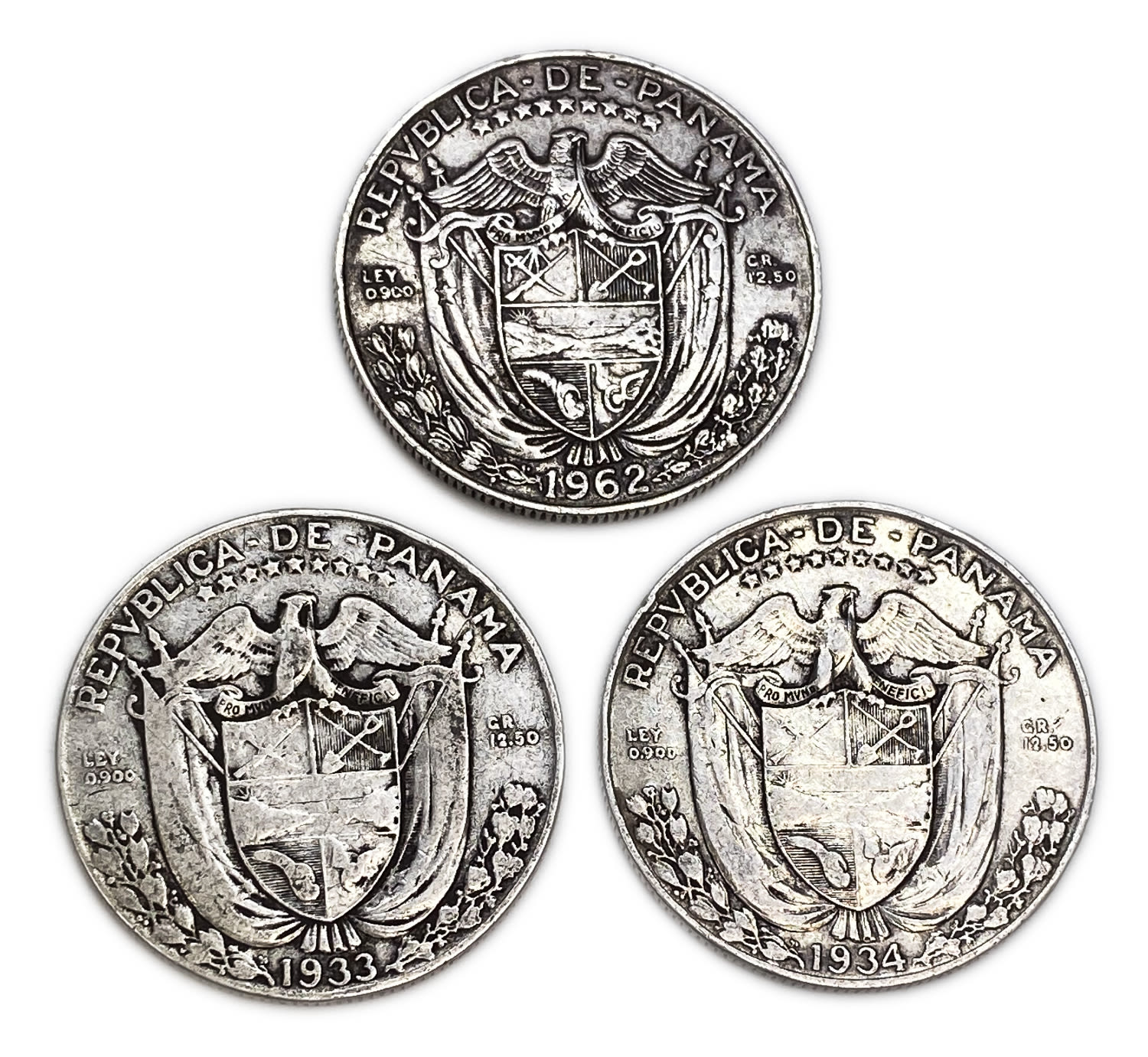 Panama - Lot of 3 coins, ½ Balboa 1933, 1934, 1962 - Silver 900, total weight 37g, 30.6mm
... - 1 1
