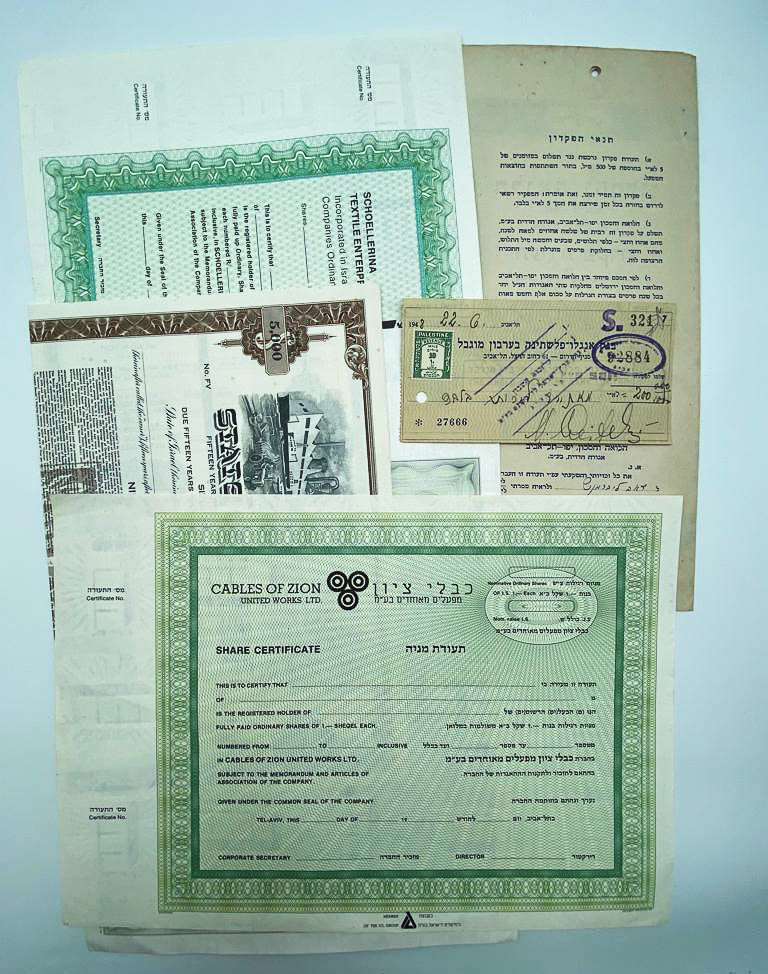 Israel / Palestine - Lot of 5 bonds + Cheque of Anglo Palestine
Money in economics is a physical ... - 1 0