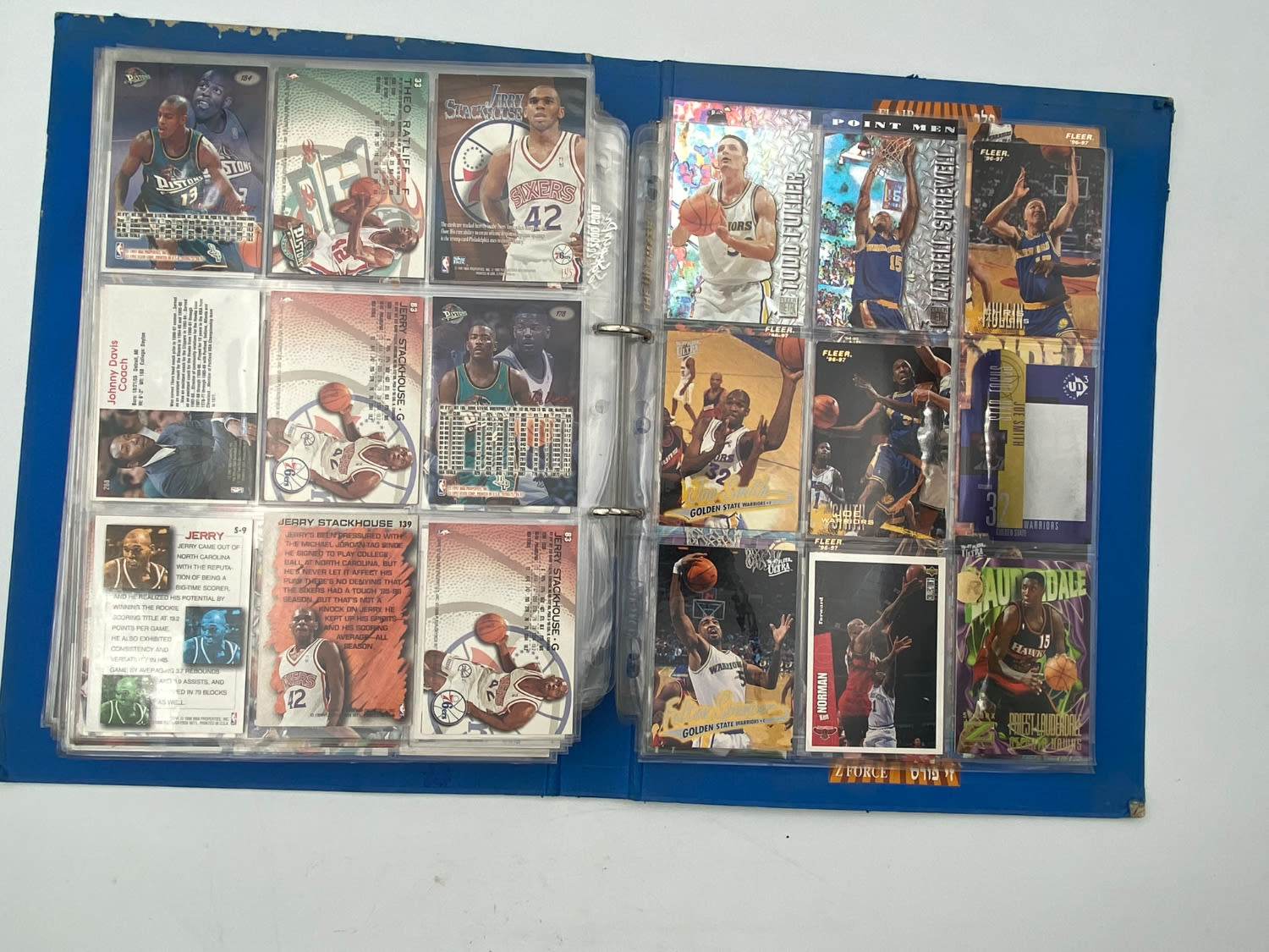 קלפי איסוף - לוט ענק של קלפי NBA, יותר מ- 800 קלפים, נתונים בקלסר ובדפים אשר שומרים מצב הקלפים - הזדמנות! התקבל ... - 1 5