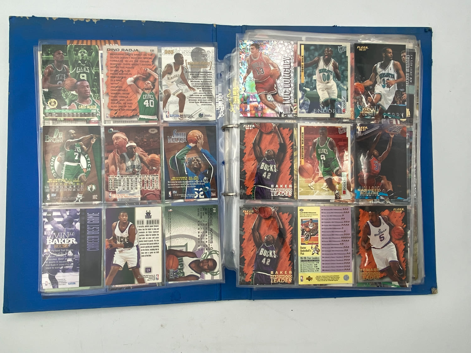 קלפי איסוף - לוט ענק של קלפי NBA, יותר מ- 800 קלפים, נתונים בקלסר ובדפים אשר שומרים מצב הקלפים - הזדמנות! התקבל ... - 1 34