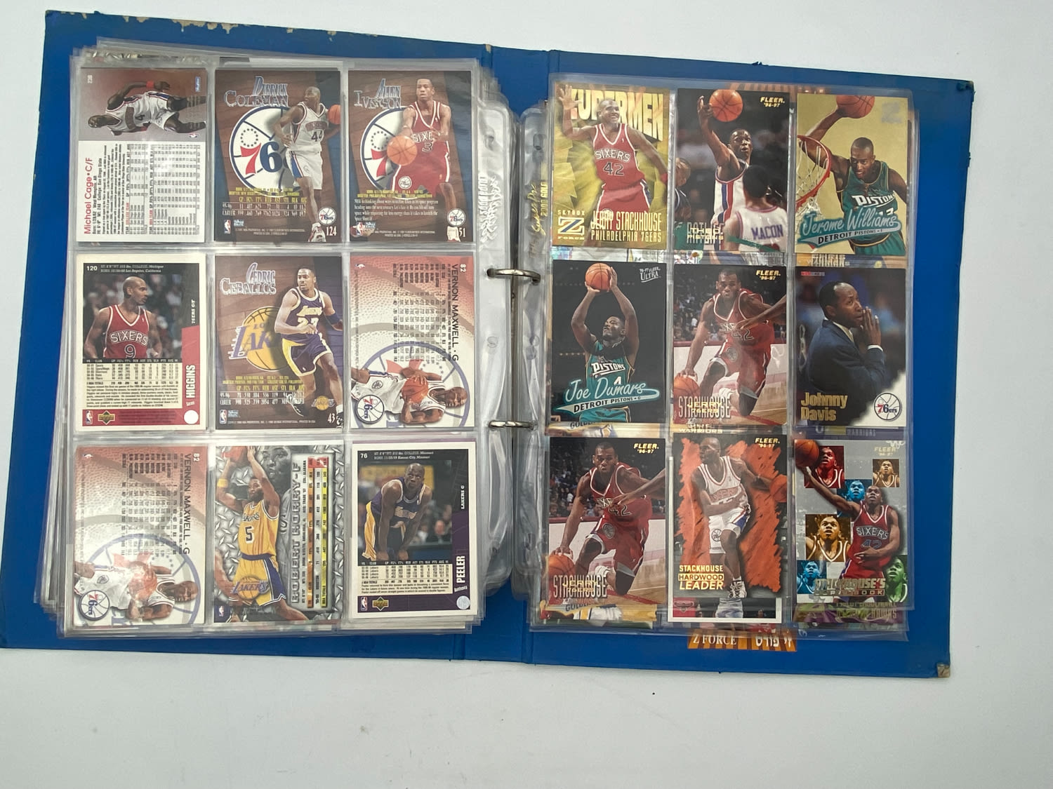 קלפי איסוף - לוט ענק של קלפי NBA, יותר מ- 800 קלפים, נתונים בקלסר ובדפים אשר שומרים מצב הקלפים - הזדמנות! התקבל ... - 1 6