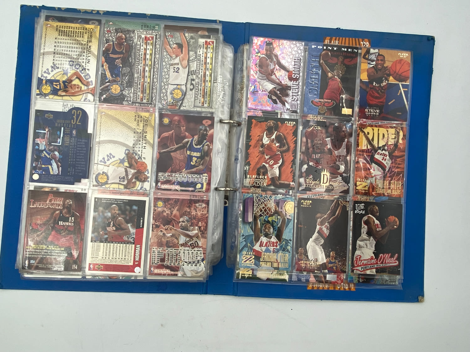 קלפי איסוף - לוט ענק של קלפי NBA, יותר מ- 800 קלפים, נתונים בקלסר ובדפים אשר שומרים מצב הקלפים - הזדמנות! התקבל ... - 1 4