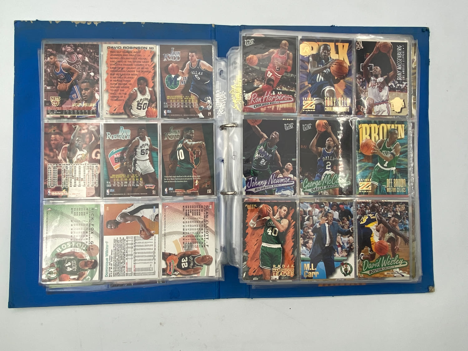 קלפי איסוף - לוט ענק של קלפי NBA, יותר מ- 800 קלפים, נתונים בקלסר ובדפים אשר שומרים מצב הקלפים - הזדמנות! התקבל ... - 1 32