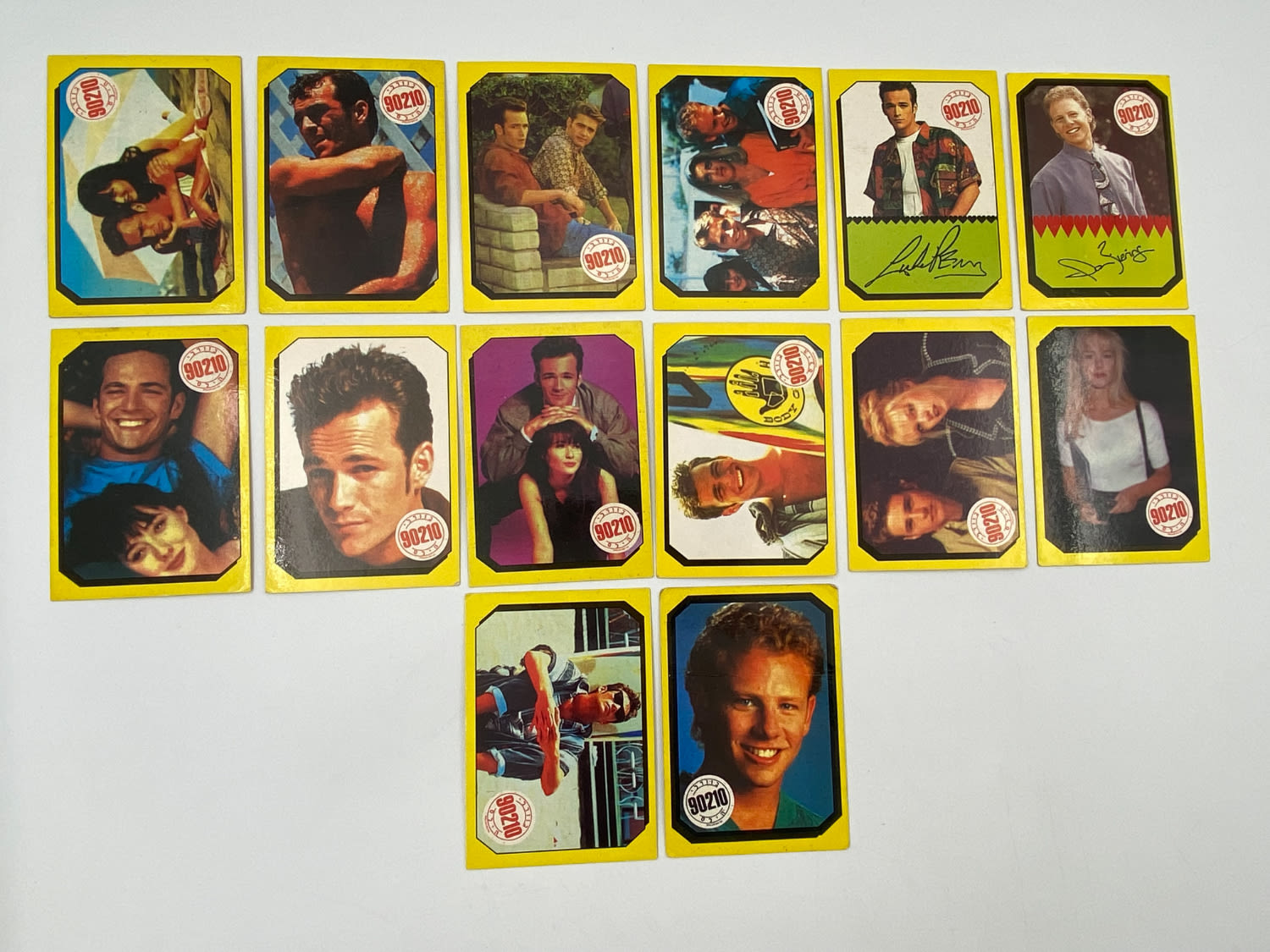 קלפי איסוף - מקבץ 84 קלפי בוורלי הילס, 90210 - בעברית של חברת עלית, סדרה א' וסדרה ב'
בוורלי הילס 90210 ... - 1 5