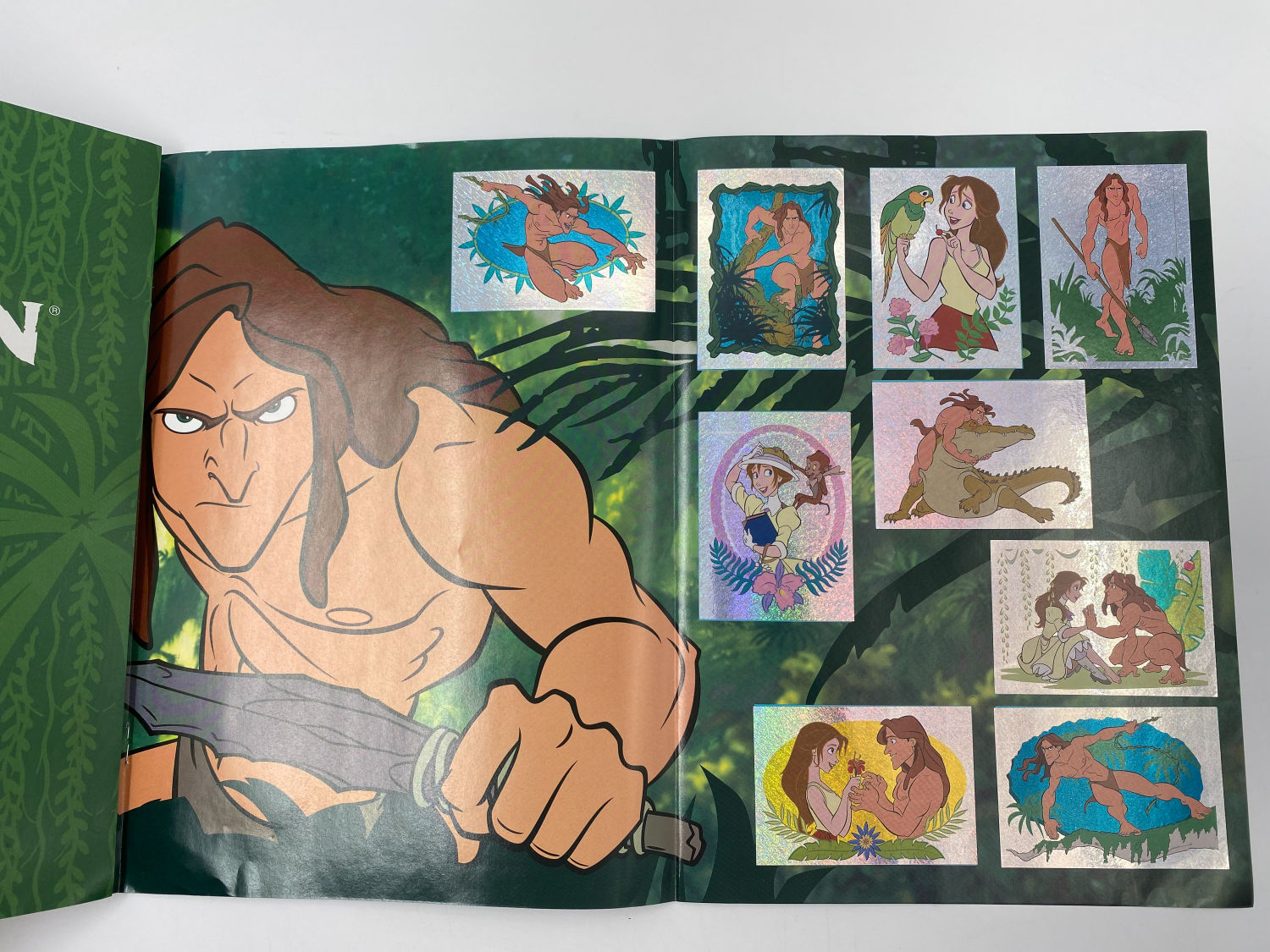אלבומי מדבקות - אלבום מדבקות טרזן, "Tarzan", אנגלית - מלא
טרזן (באנגלית: Tarzan) הוא סרט האנימציה ה-37 ... - 1 2