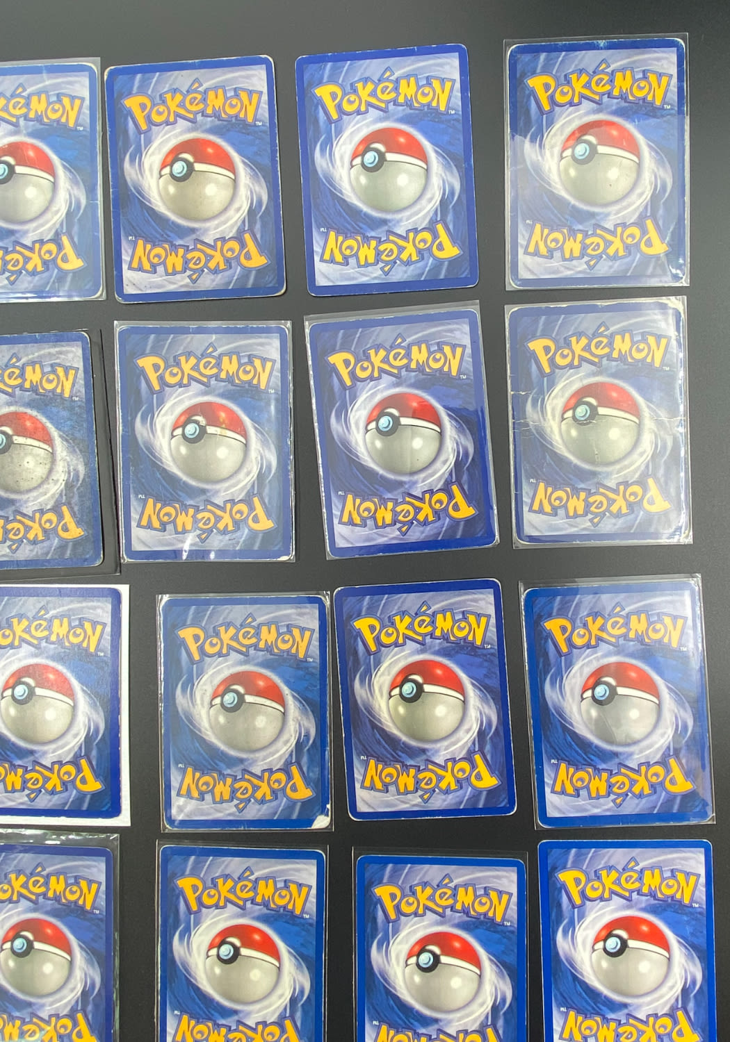קלפי איסוף - לוט של 24 קלפי פוקימון באנגלית - Rare + Holo Rare - Used - Base Set
פוקימון (באנגלית: ... - 1 7