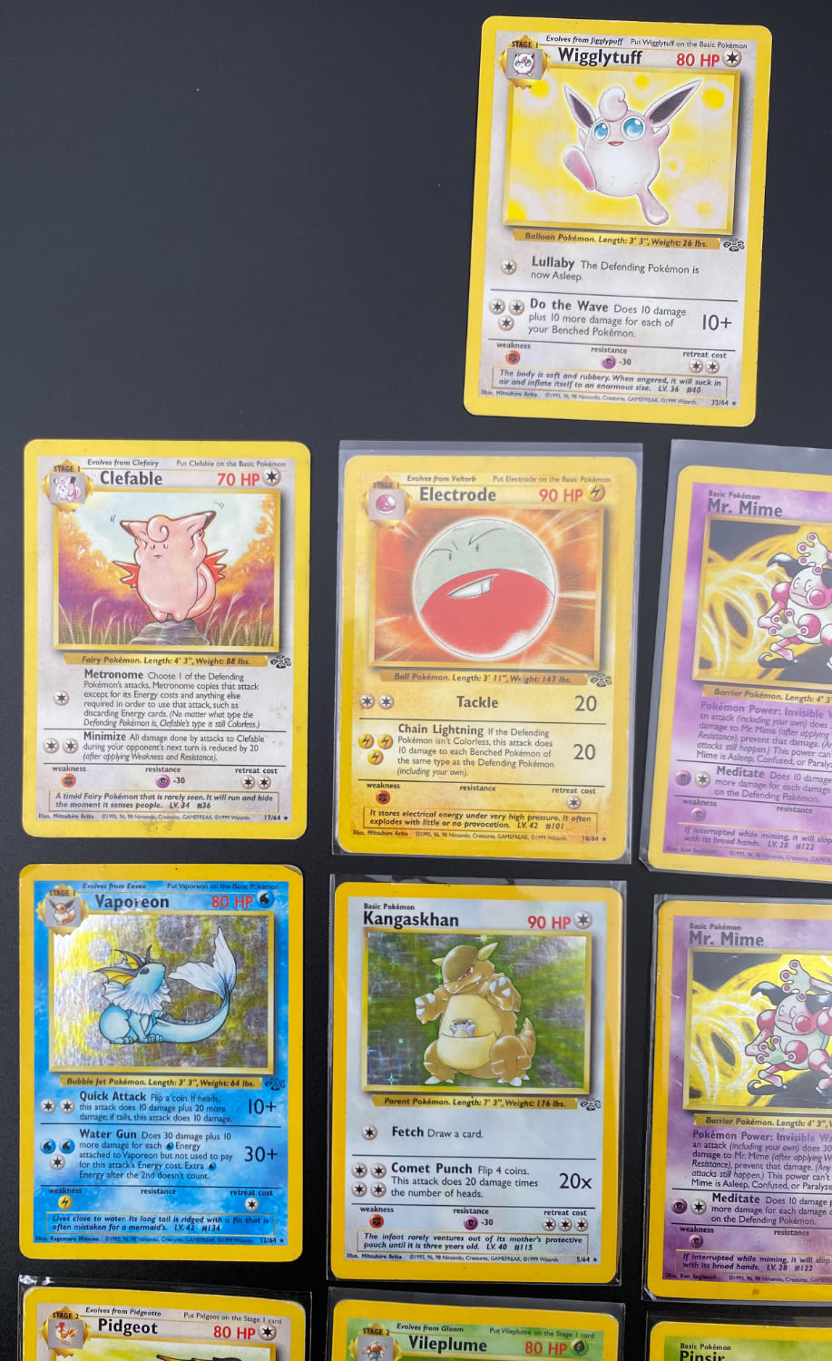 קלפי איסוף - לוט 17 קלפי פוקימון באנגלית - Rare + Holo Rare - Used - מהסט Jungle.
פוקימון (באנגלית: ... - 1 1